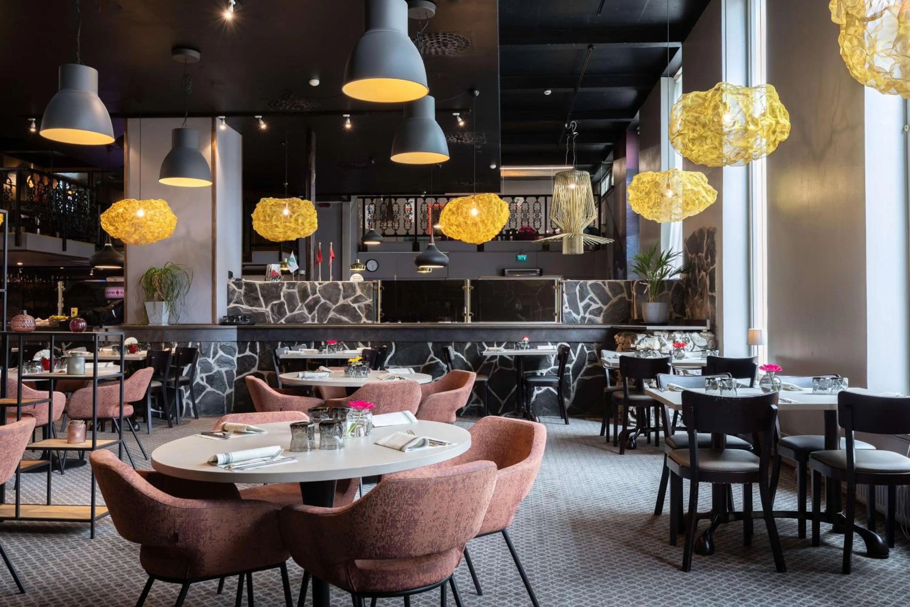 Restaurant/places to eat in Scandic Vaasa