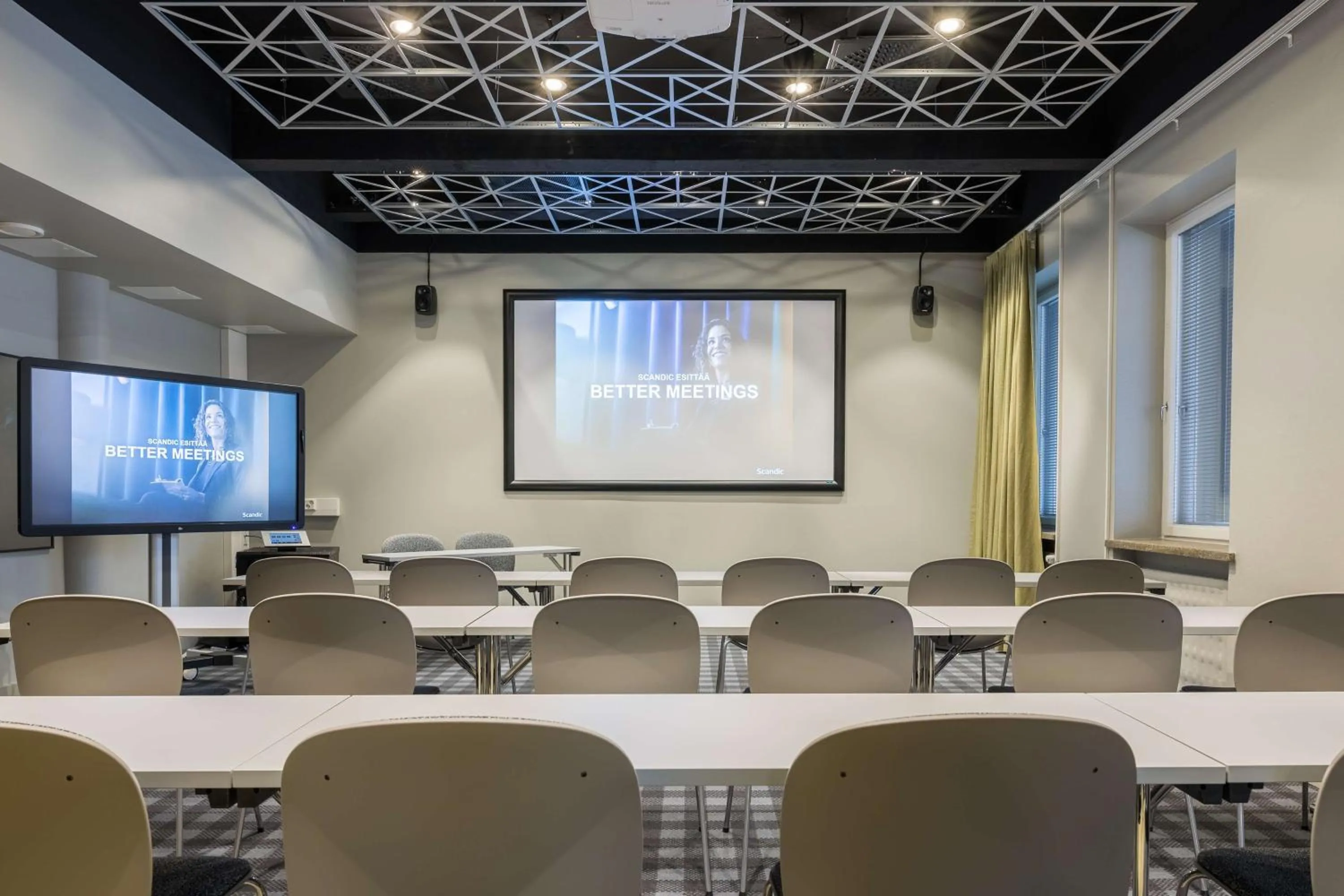 Meeting/conference room in Scandic Vaasa