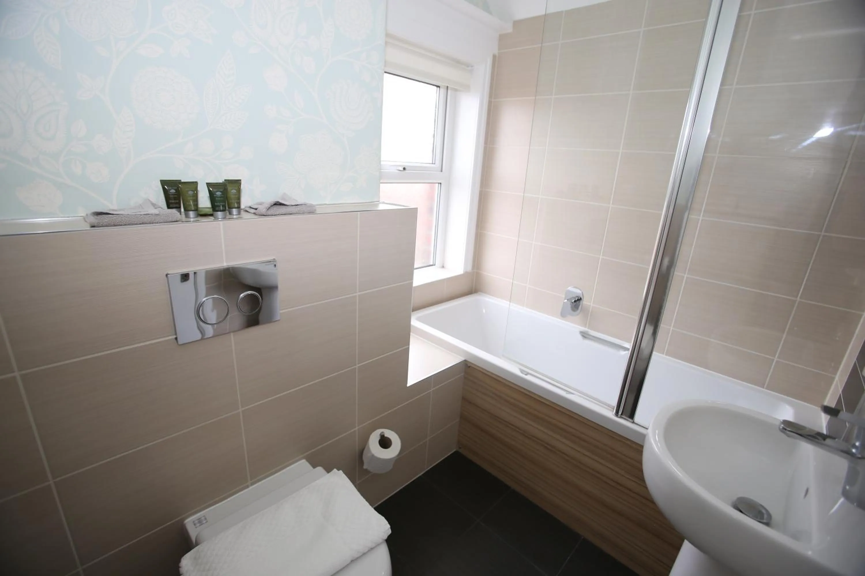 Bathroom in The Cordelia