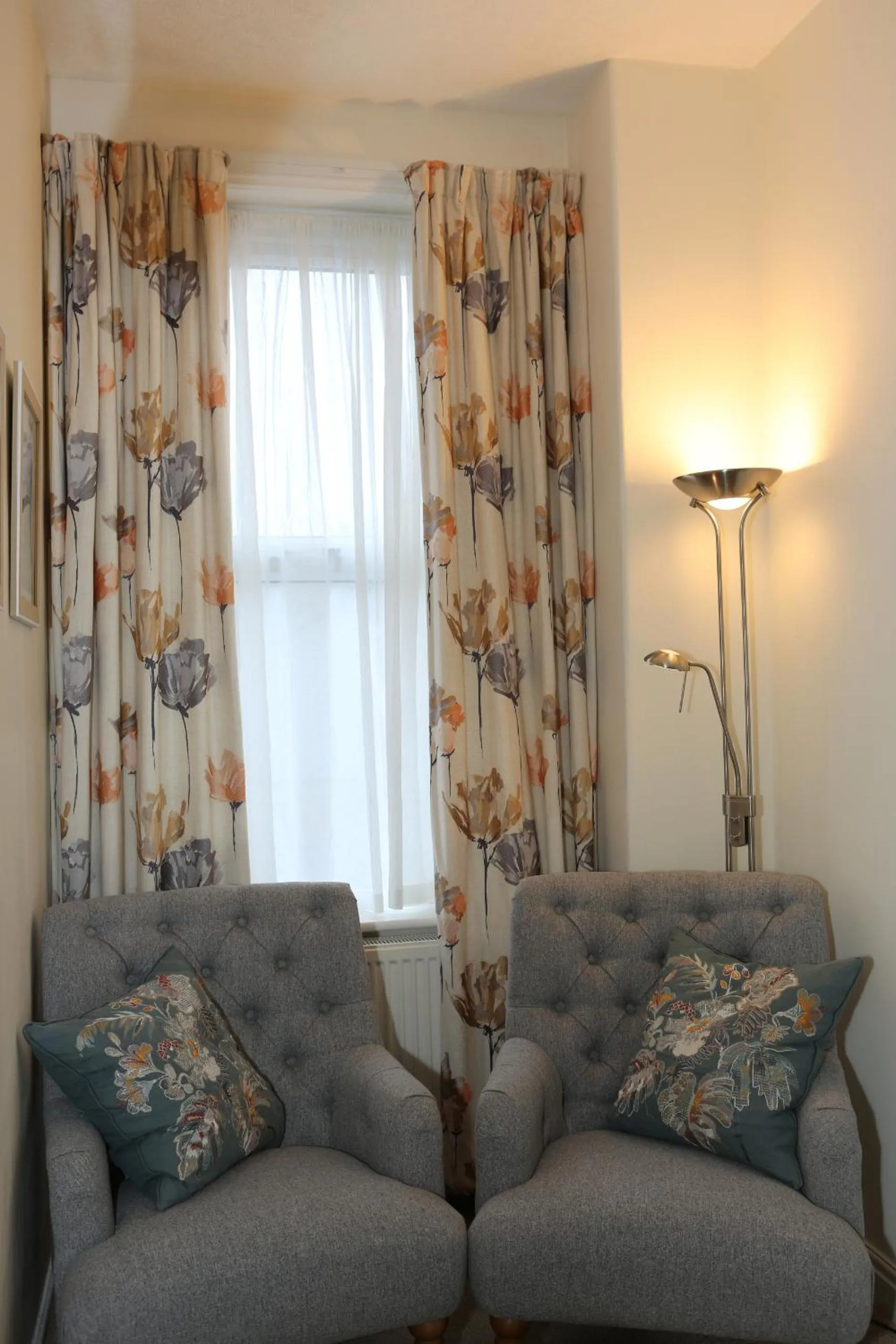 Bedroom in The Cordelia