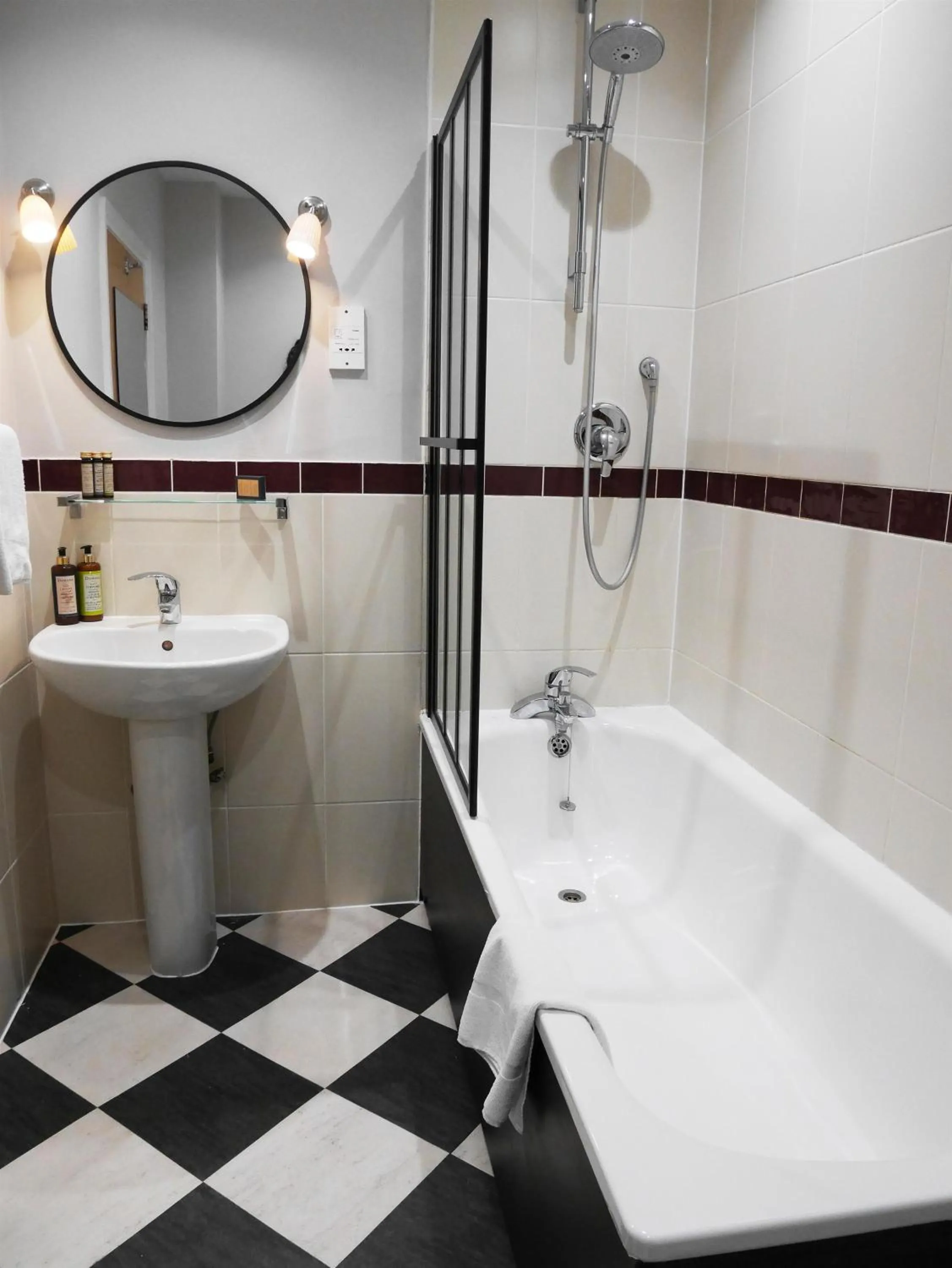 Bathroom in The Fleece