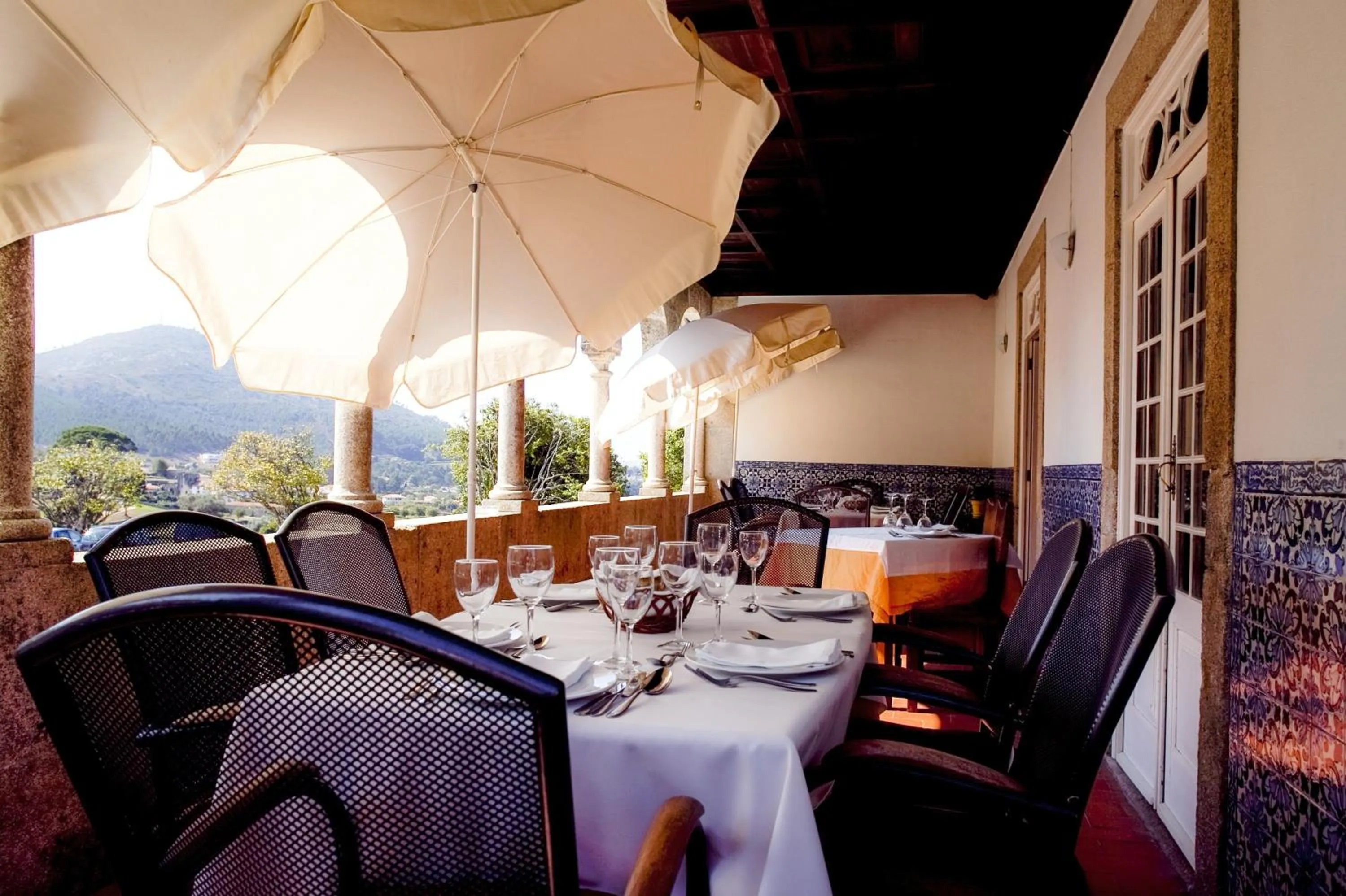 Restaurant/places to eat in Boega Hotel