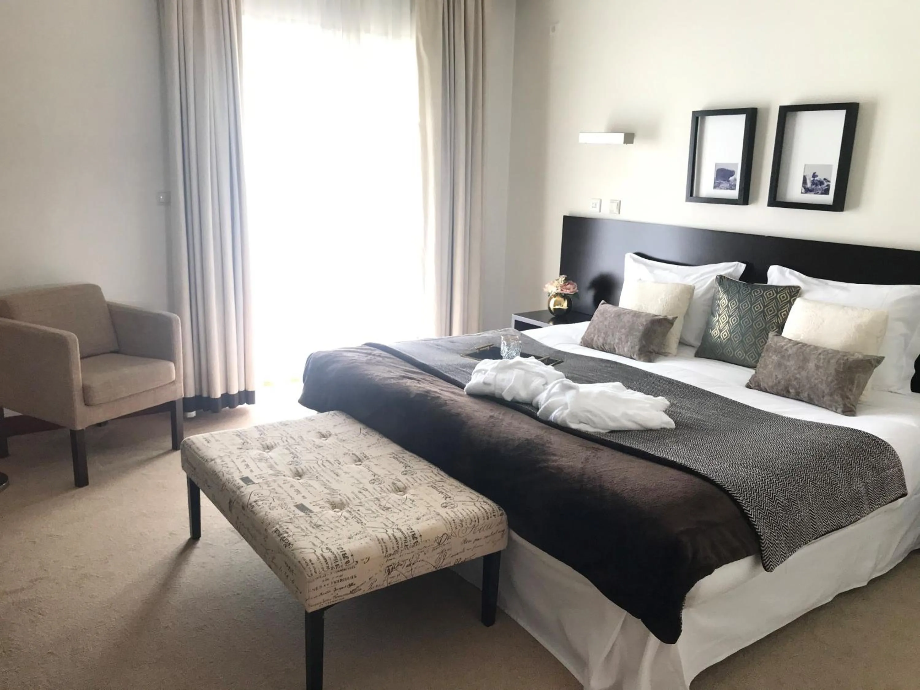 Bedroom, Bed in Hotel SJ