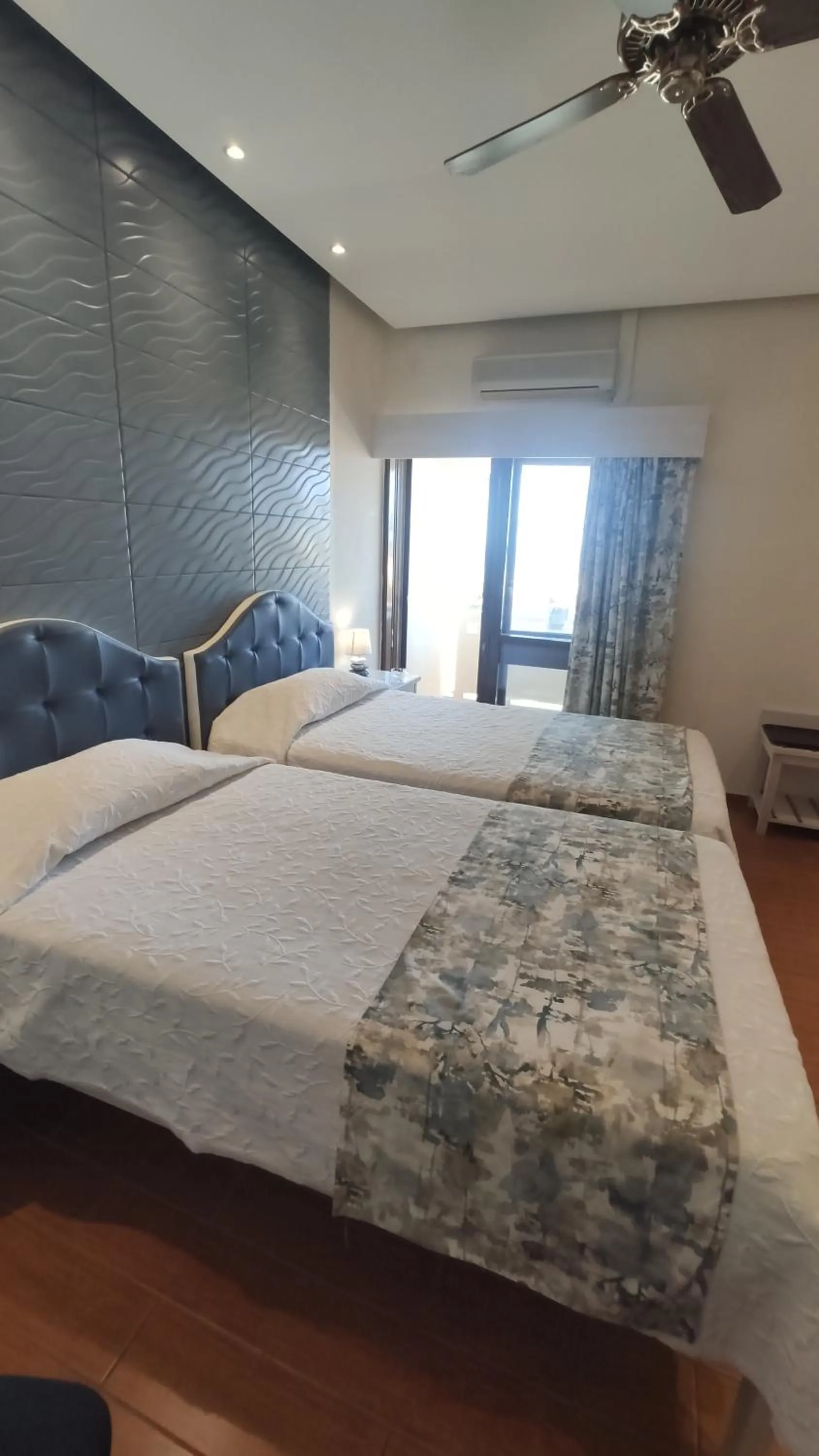 Bedroom, Bed in Aeromar Beach Hotel