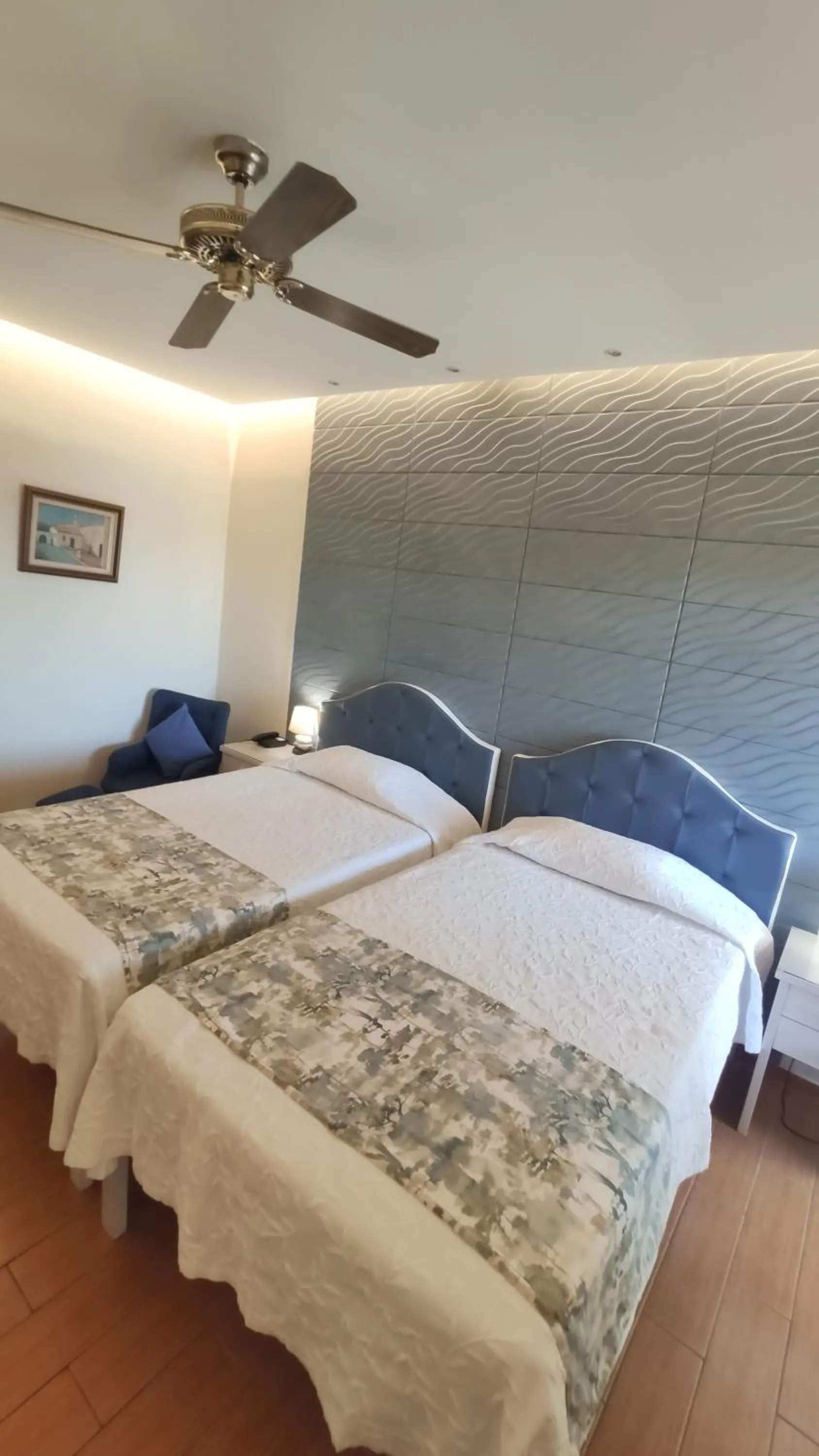 Bedroom, Bed in Aeromar Beach Hotel