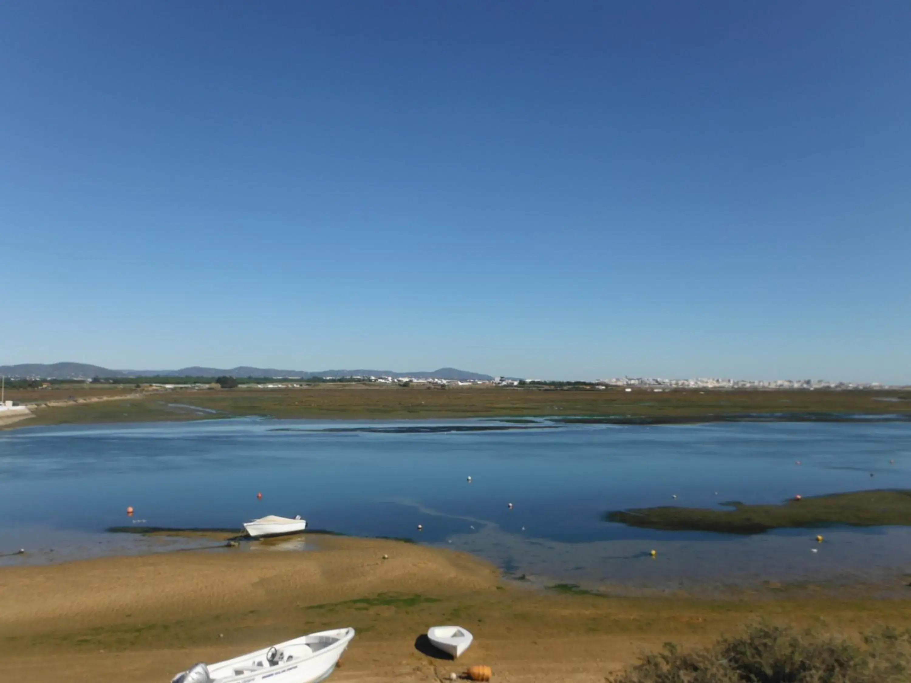Triple Room with Balcony and Sea or River View in Aeromar Beach Hotel Triple Room with Balcony and Sea or River View in Aeromar Beach Hotel