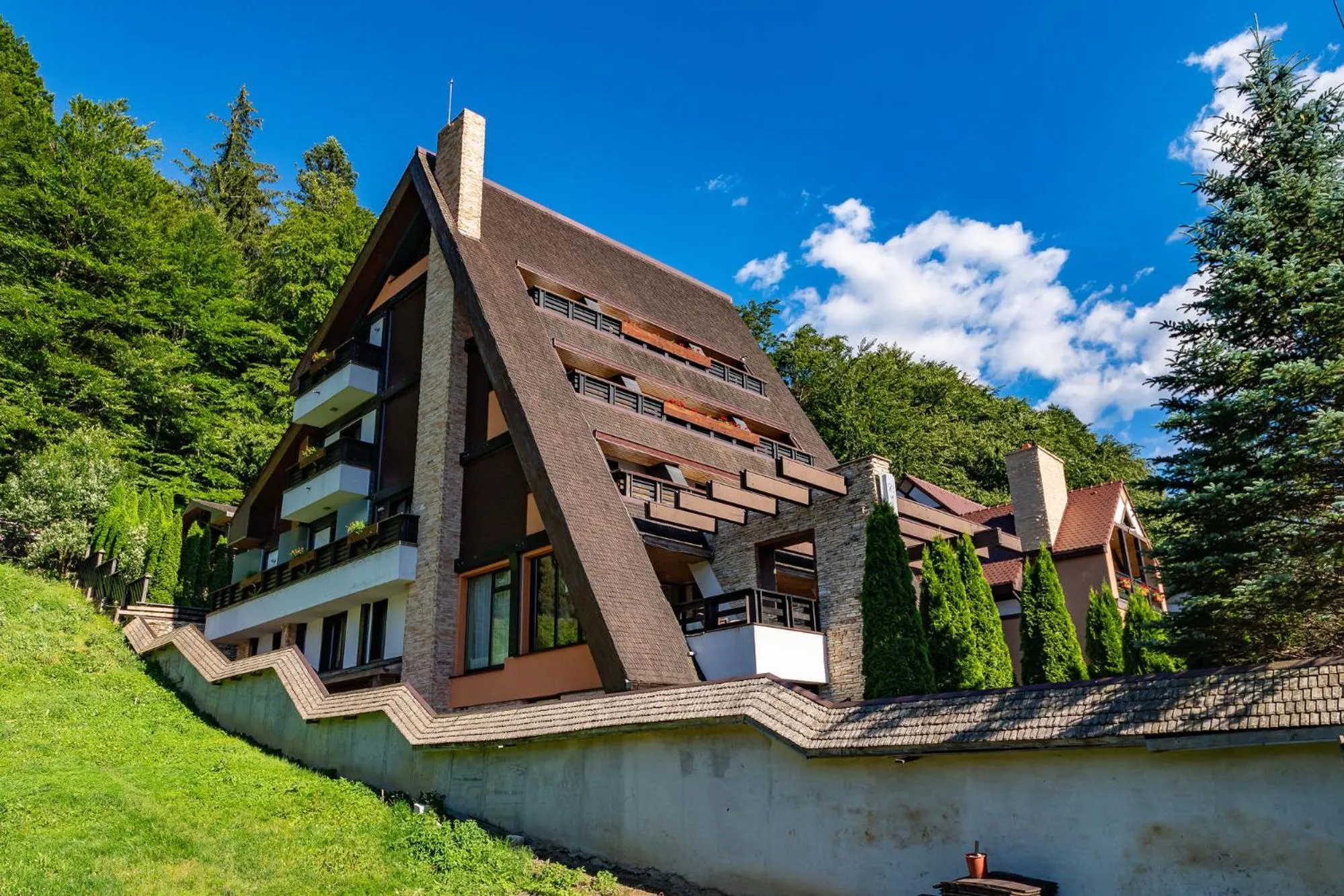 Property building in Casa Freya