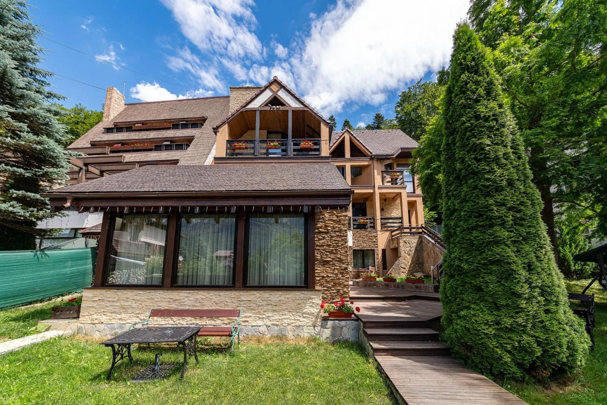 Property building in Casa Freya