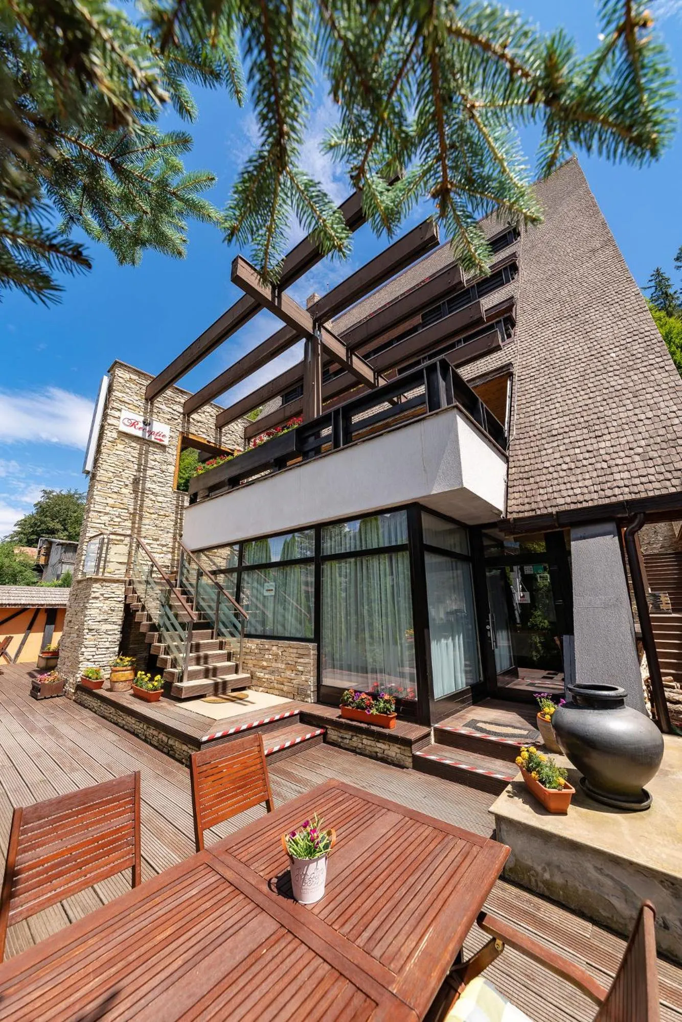 Property building in Casa Freya