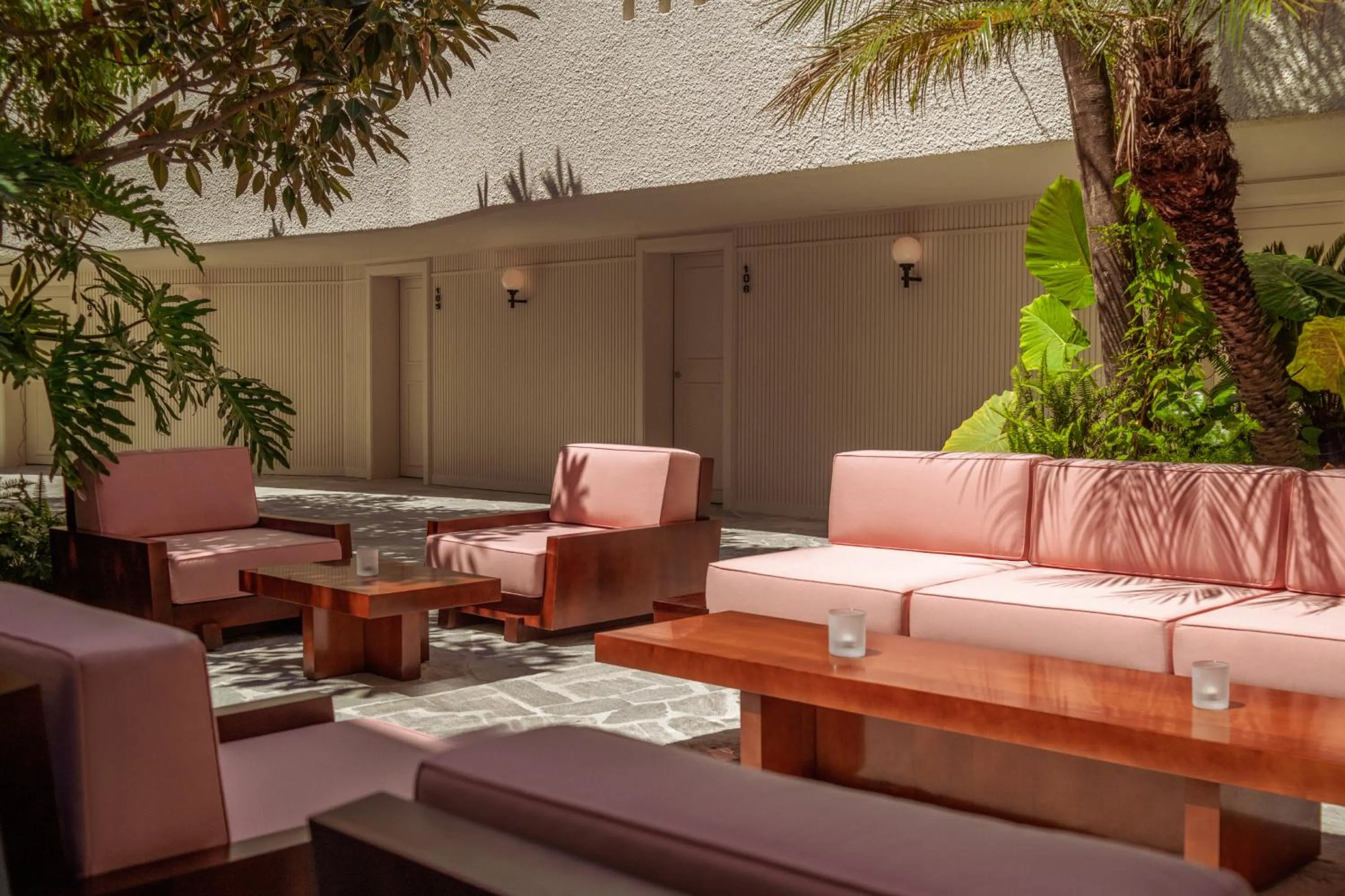 Seating area in Cap d'Antibes Beach Hotel