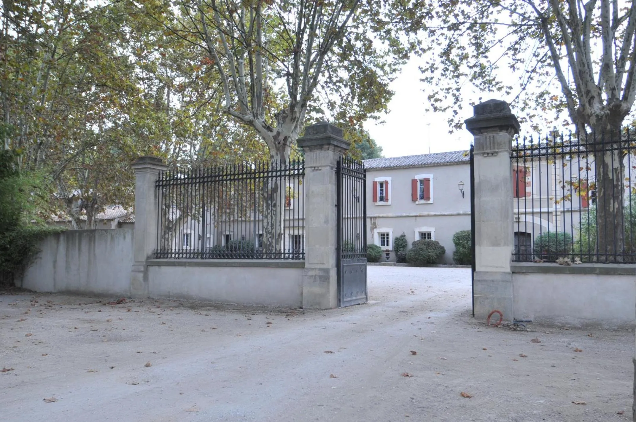Facade/entrance in Domaine du Grand Malherbes