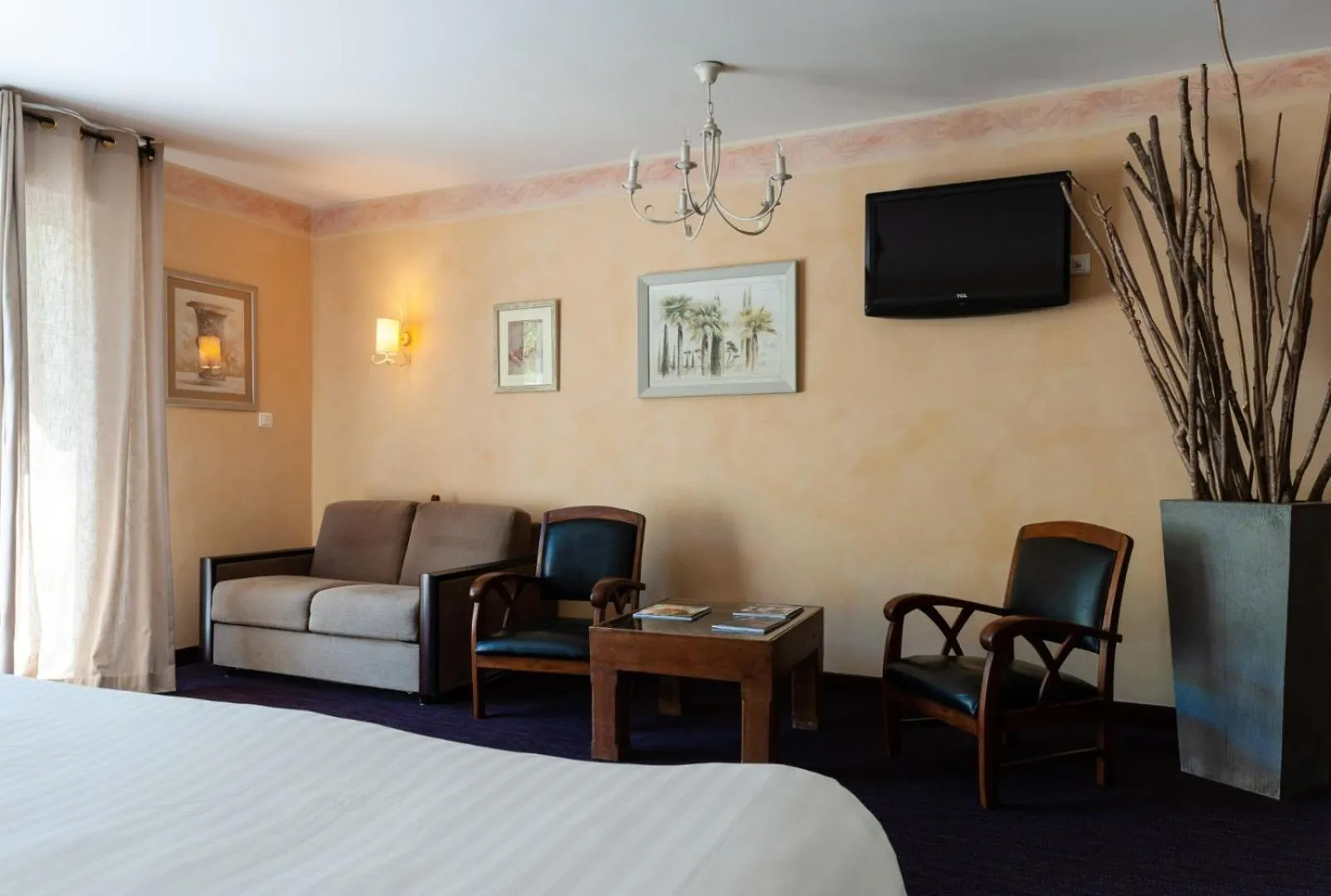 Bedroom, Bed in Hôtel La Gentilhommière