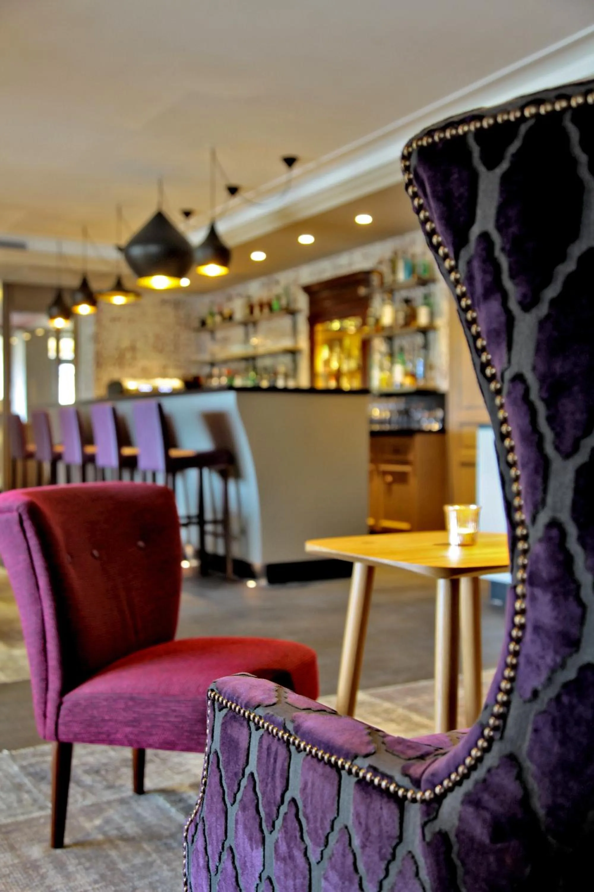 Lounge or bar in Les Glycines - Hôtel & Spa - Teritoria