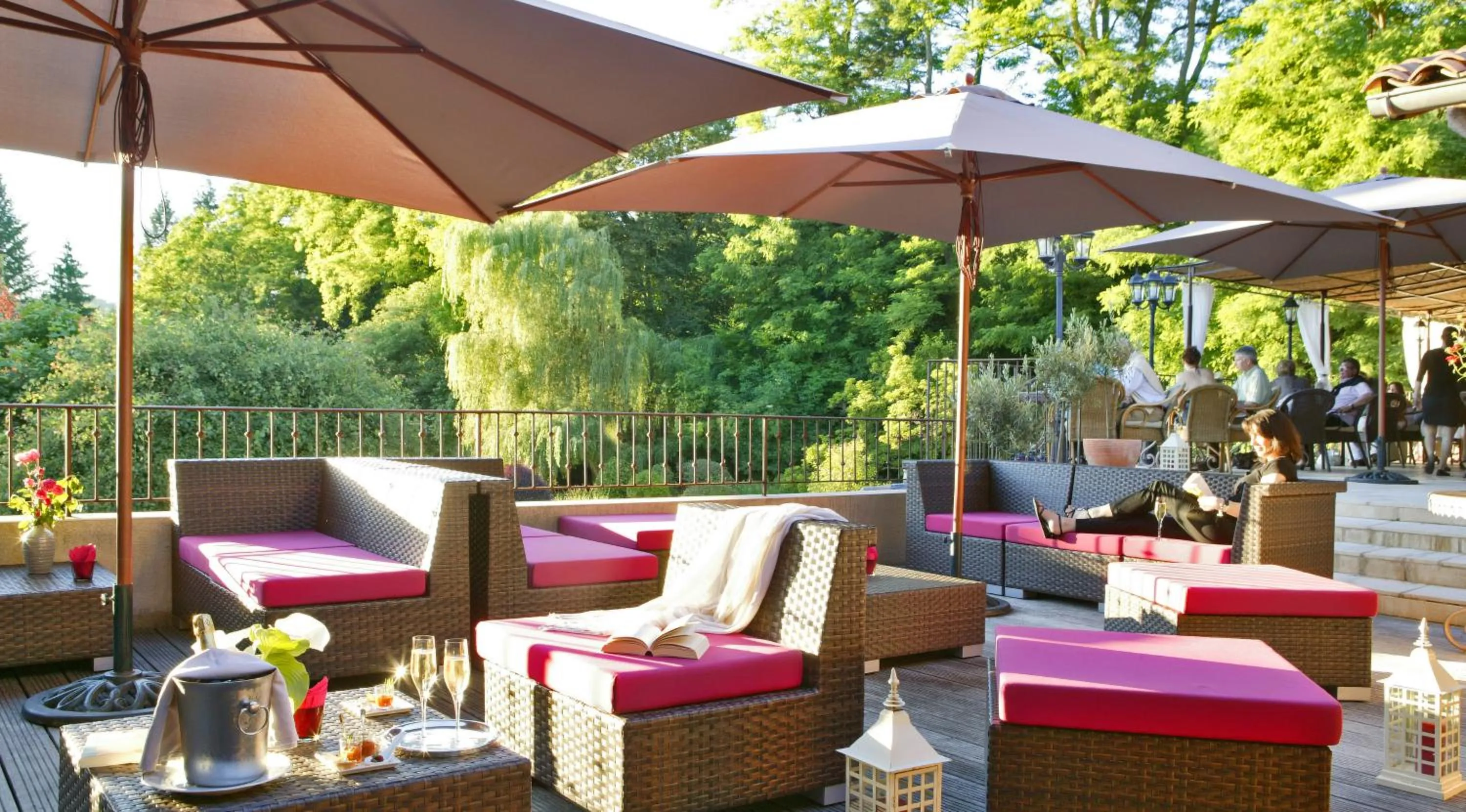 Balcony/Terrace in Les Glycines - Hôtel & Spa - Teritoria