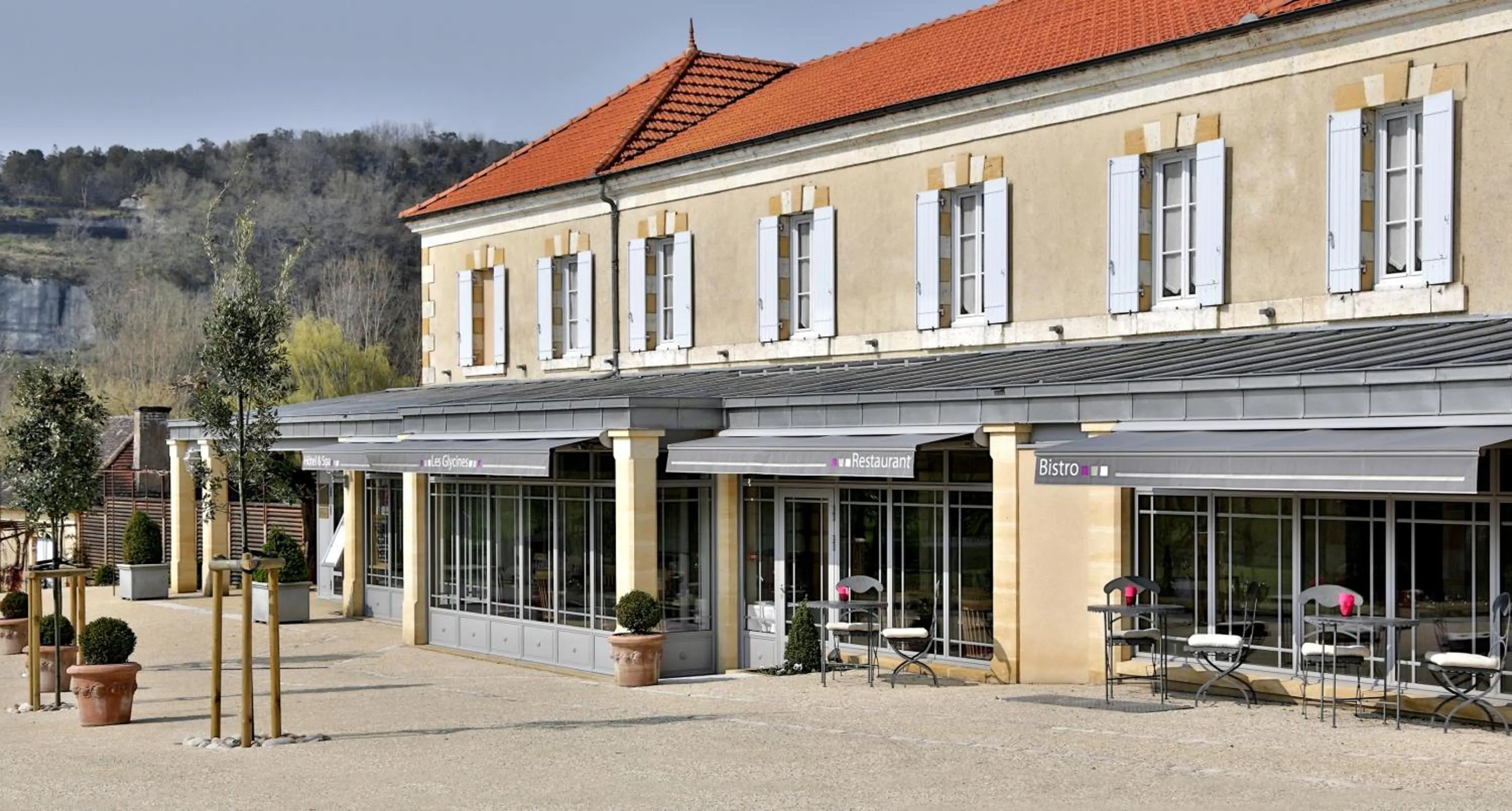 Property building in Les Glycines - Hôtel & Spa - Teritoria