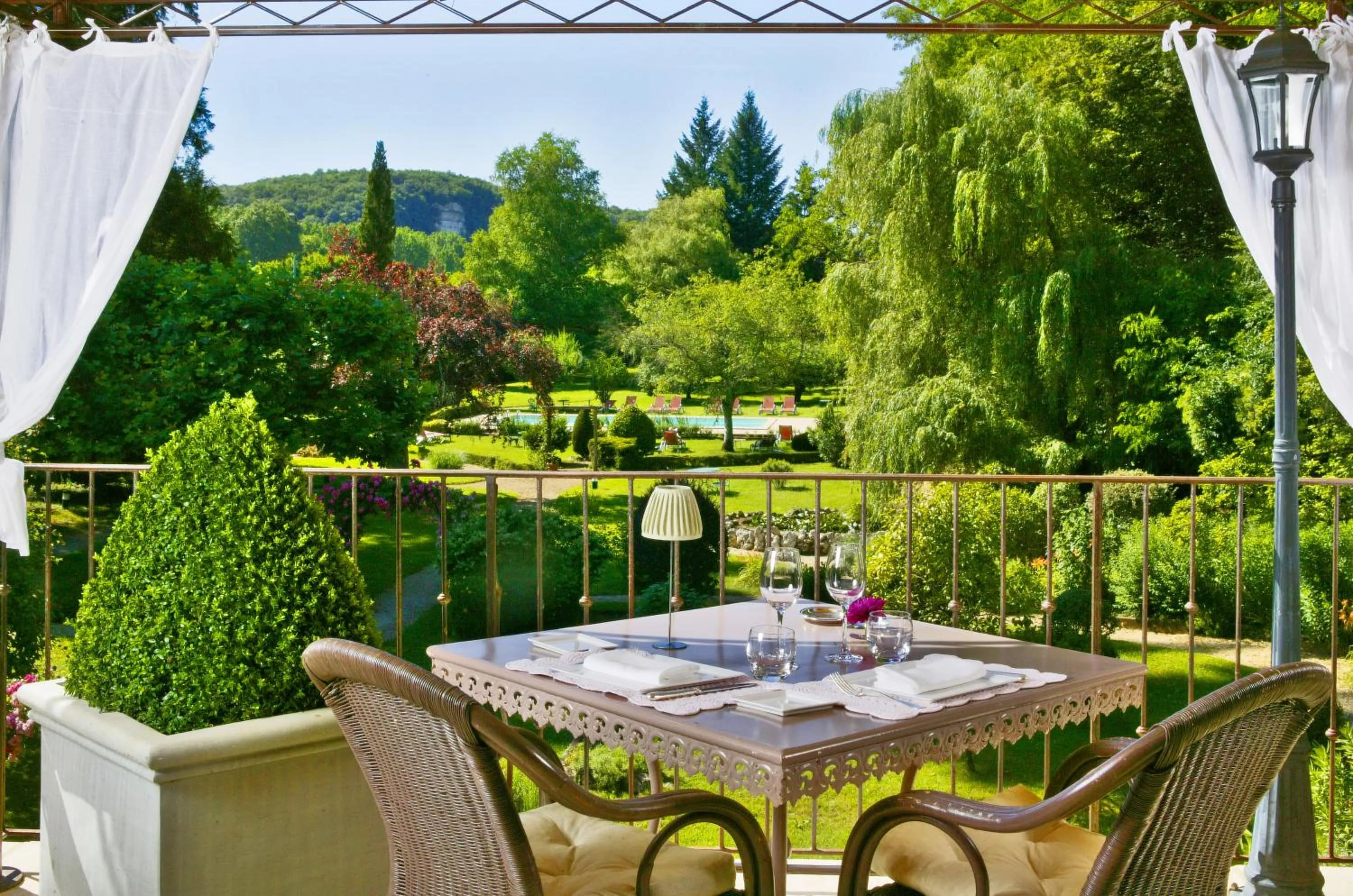 Restaurant/places to eat in Les Glycines - Hôtel & Spa - Teritoria