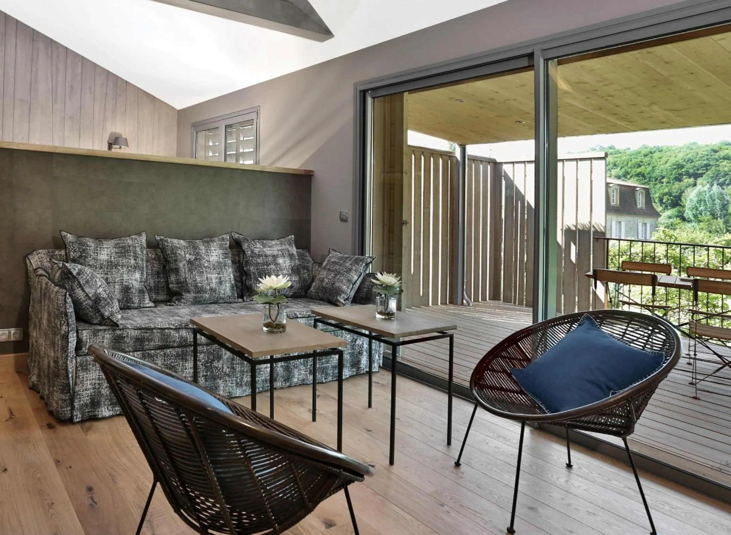 Spring in Les Glycines - Hôtel & Spa - Teritoria