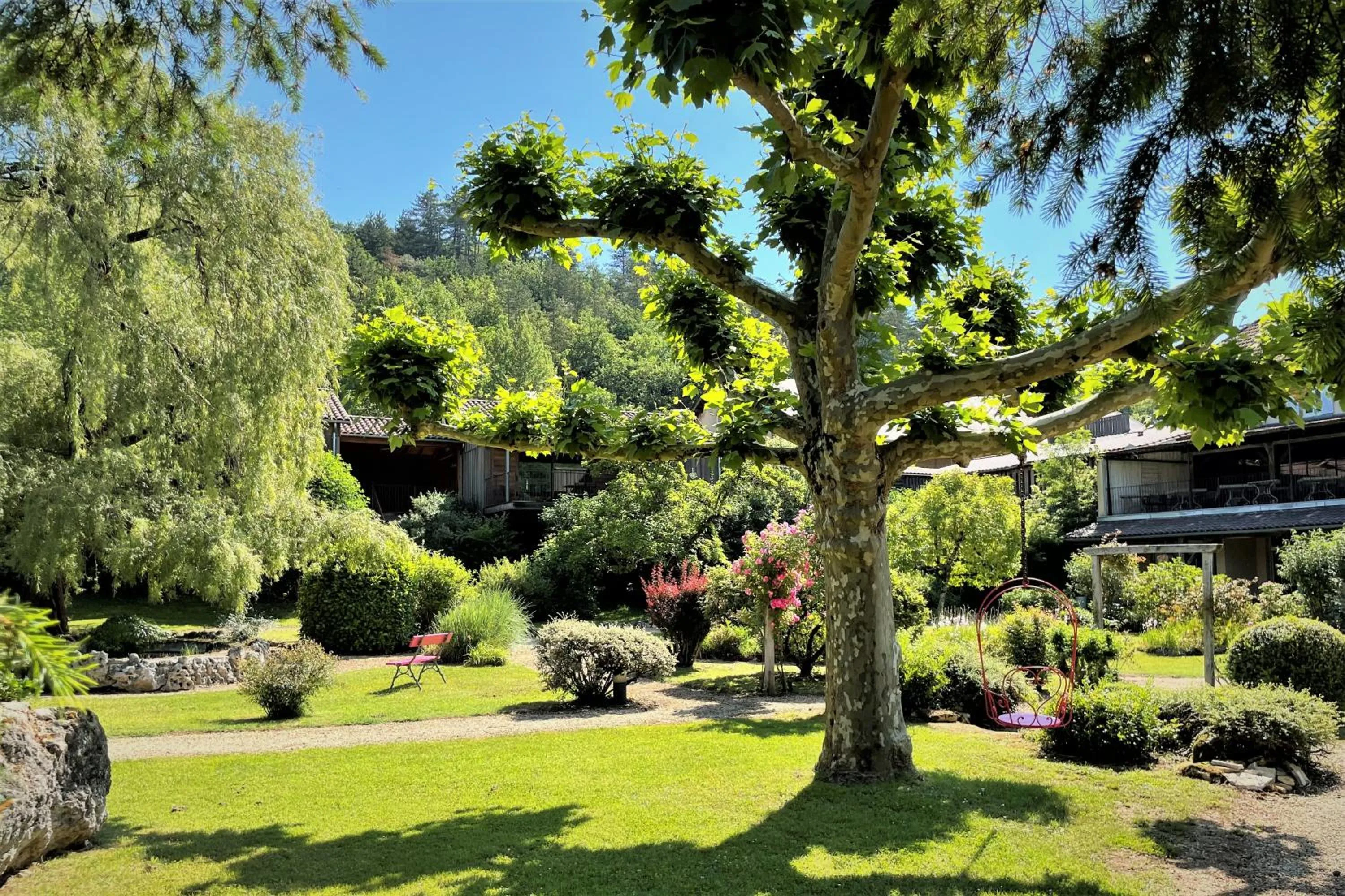 Garden in Les Glycines - Hôtel & Spa - Teritoria