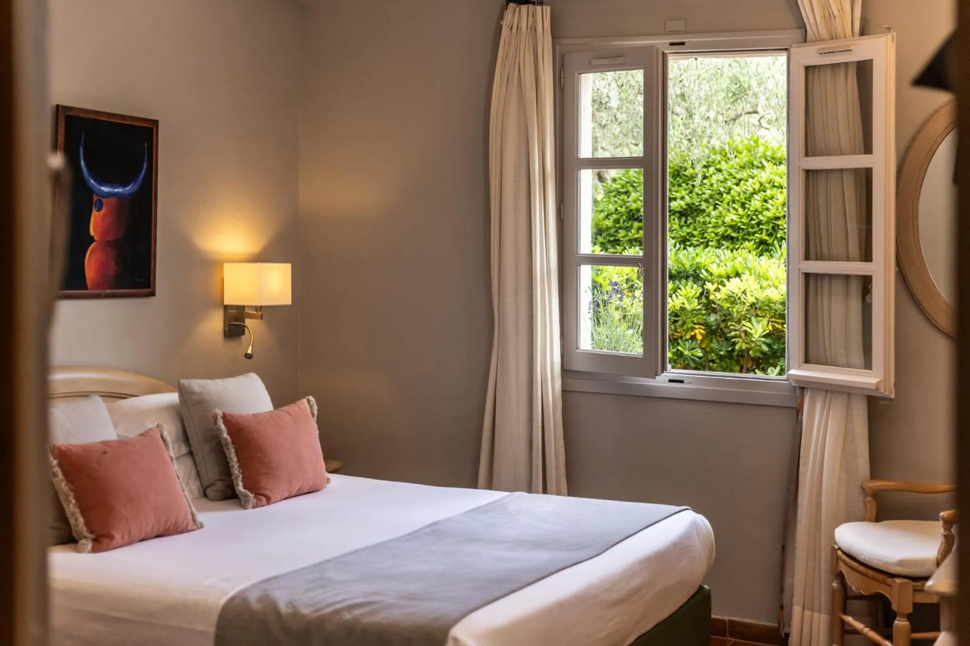 Bedroom, Bed in Mas de l'Oulivié