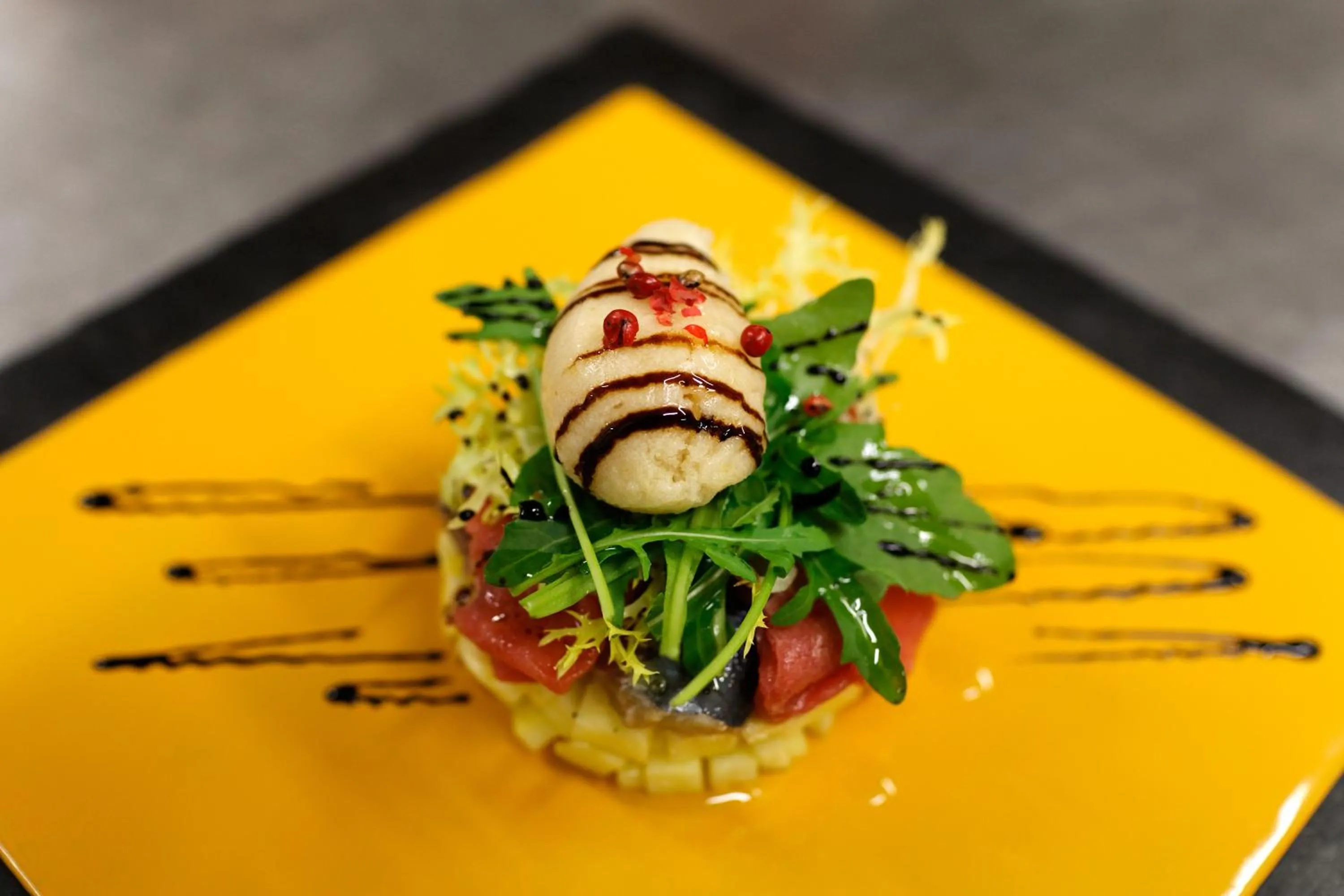 Restaurant/places to eat in Logis Hôtel restaurant LE MEDICIS