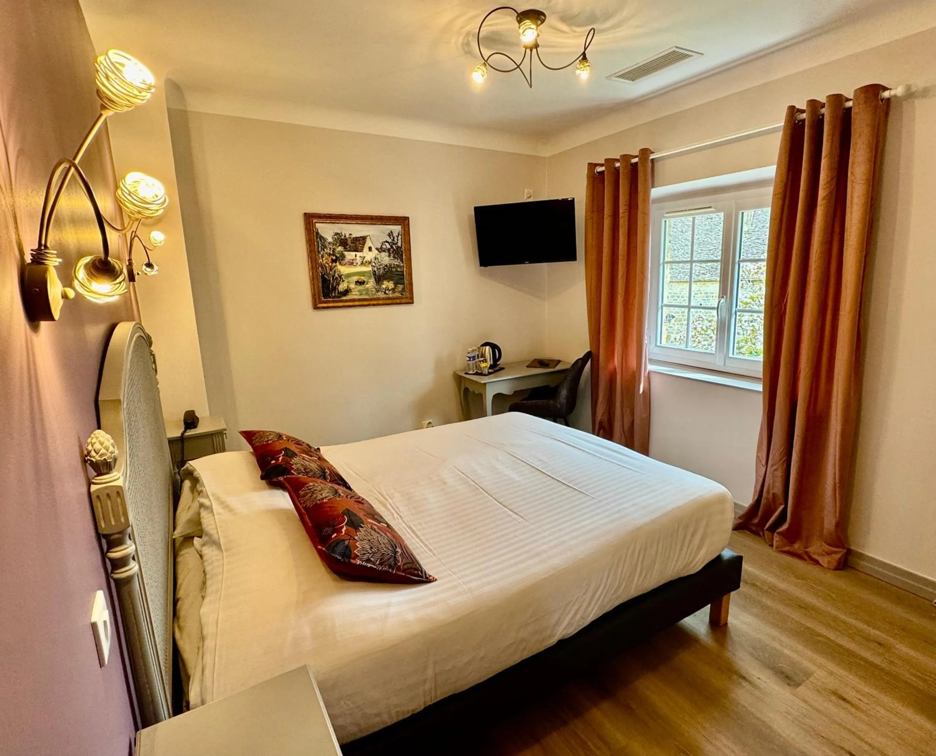 Property building, Bed in Hotel Restaurant Laborderie