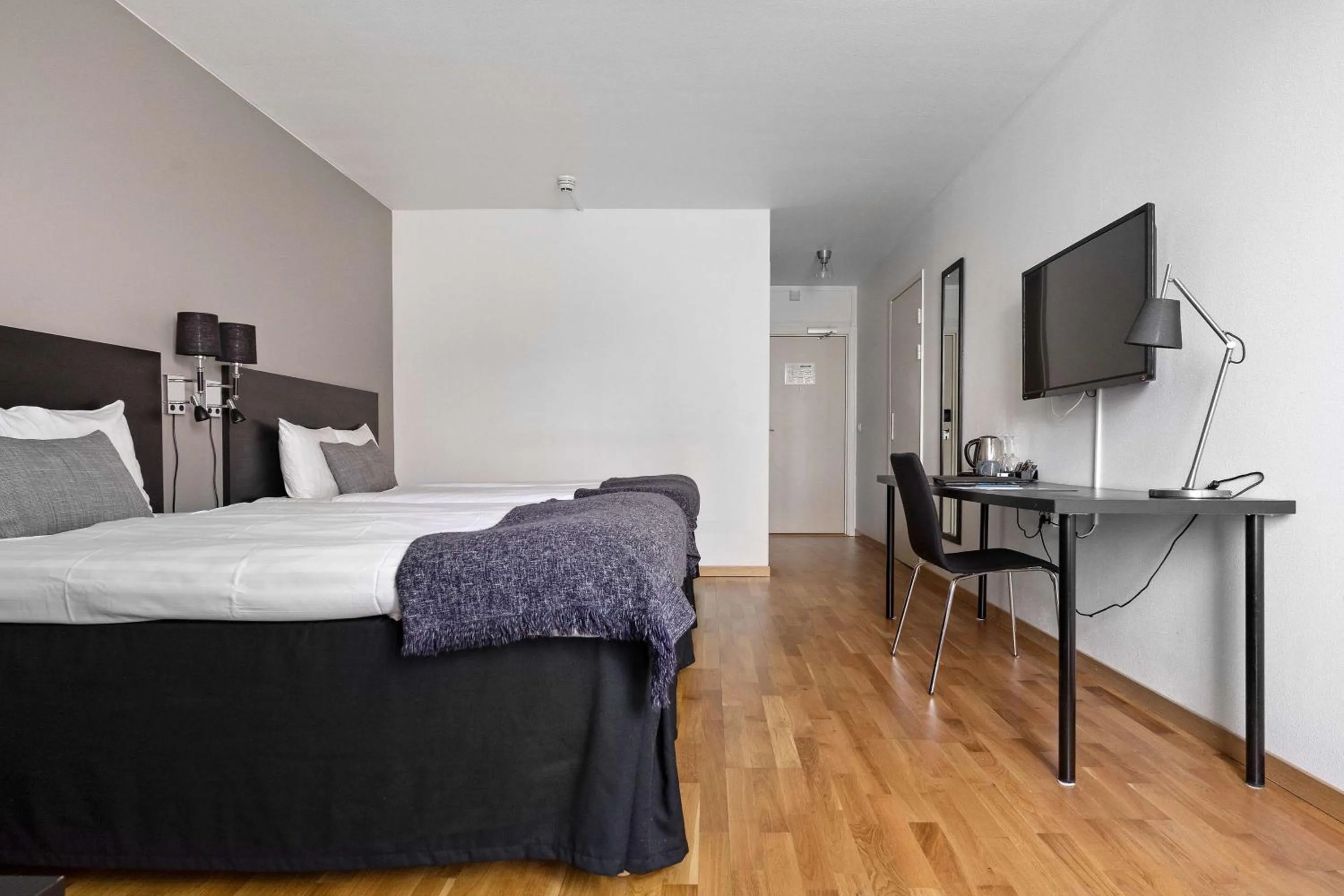 Bedroom, Bed in Best Western Royal Star