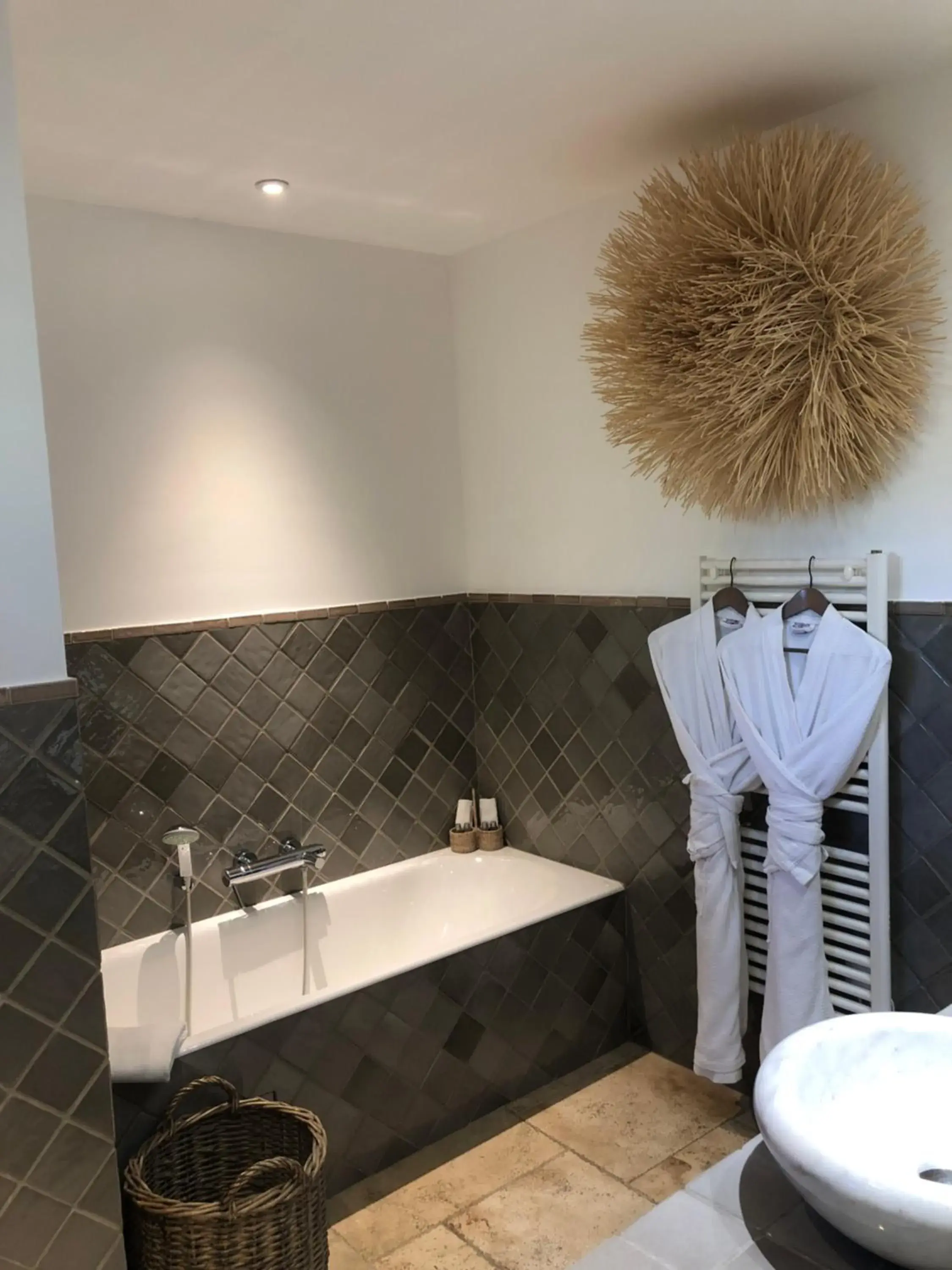 Suite with Terrace - single occupancy in Auberge de l'Oumède Suite with Terrace - single occupancy in Auberge de l'Oumède