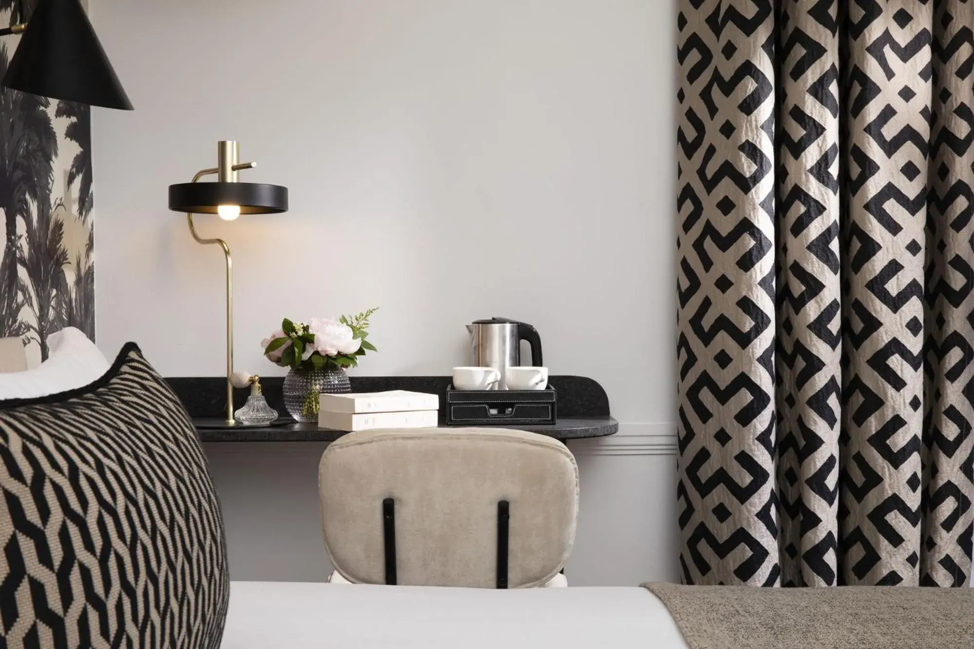 Deluxe Room in Hôtel Gramont Deluxe Room in Hôtel Gramont