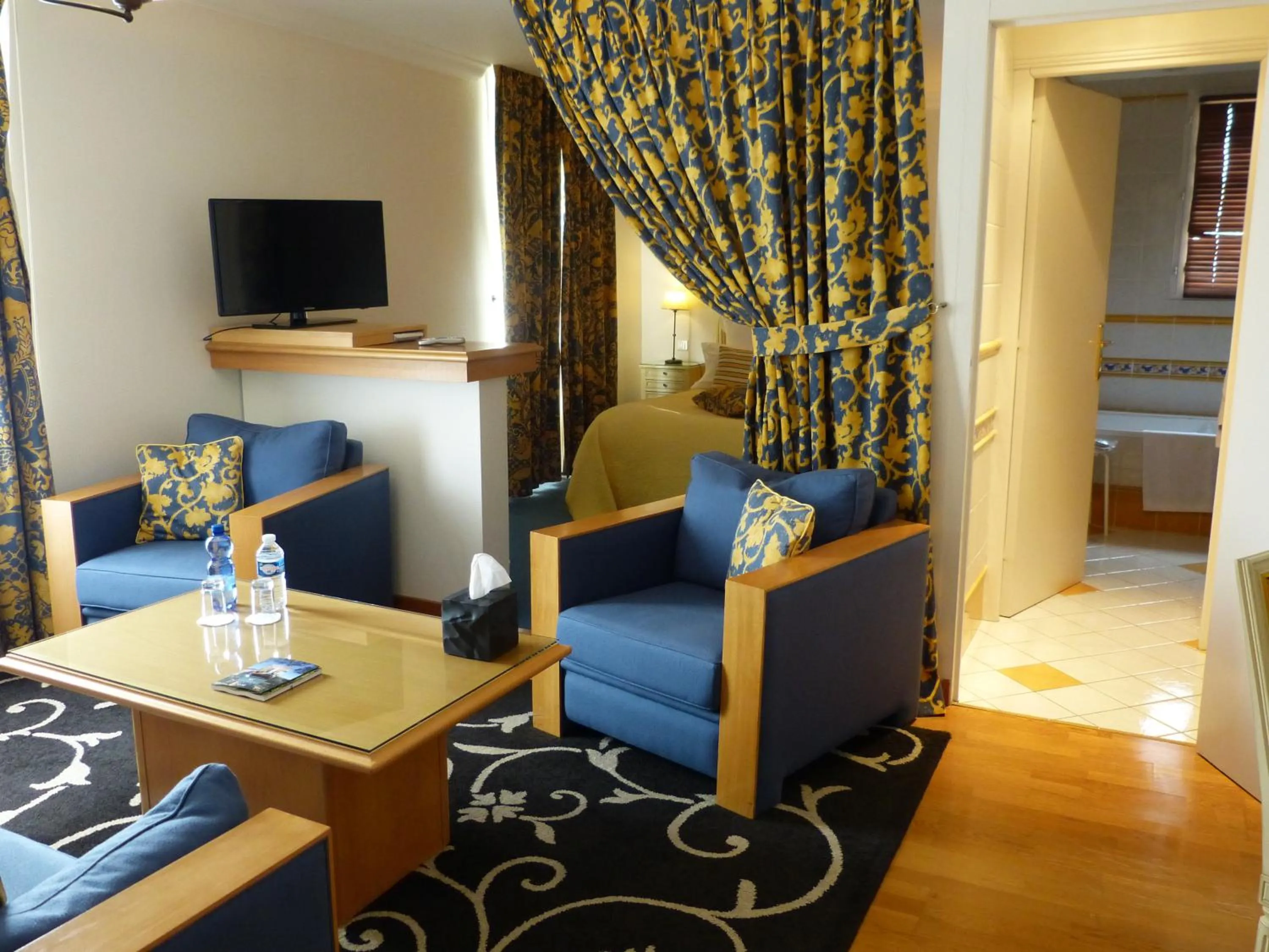 Living room in L'Aubinière Hôtel Restaurant & Spa