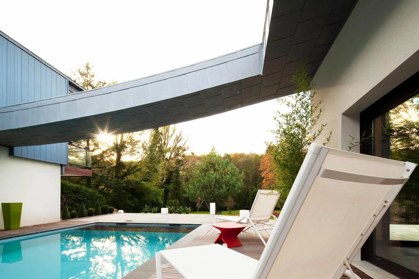 Facade/entrance in L'Aubinière Hôtel Restaurant & Spa