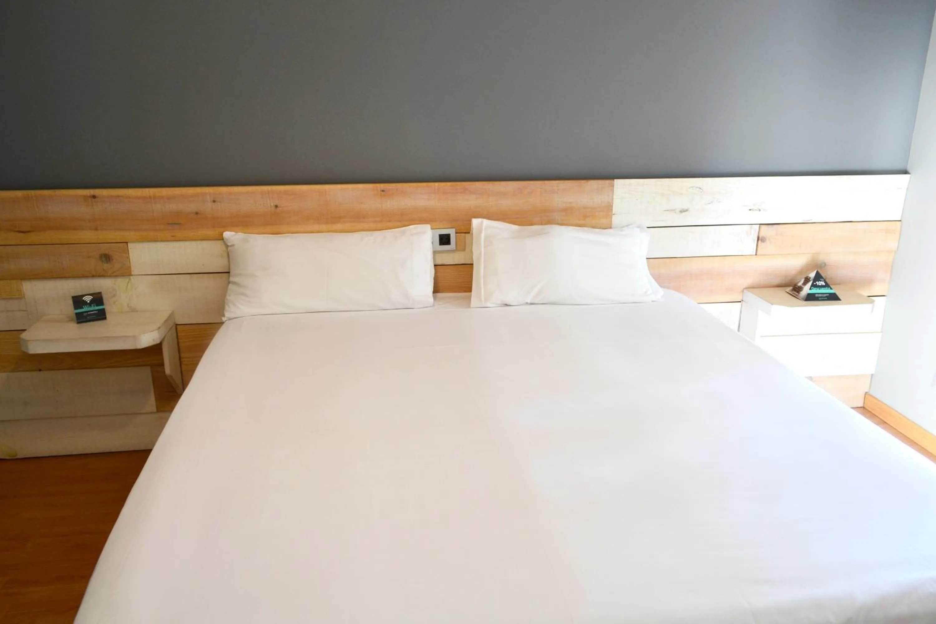 Bed in Hotel Alda Estación Vigo