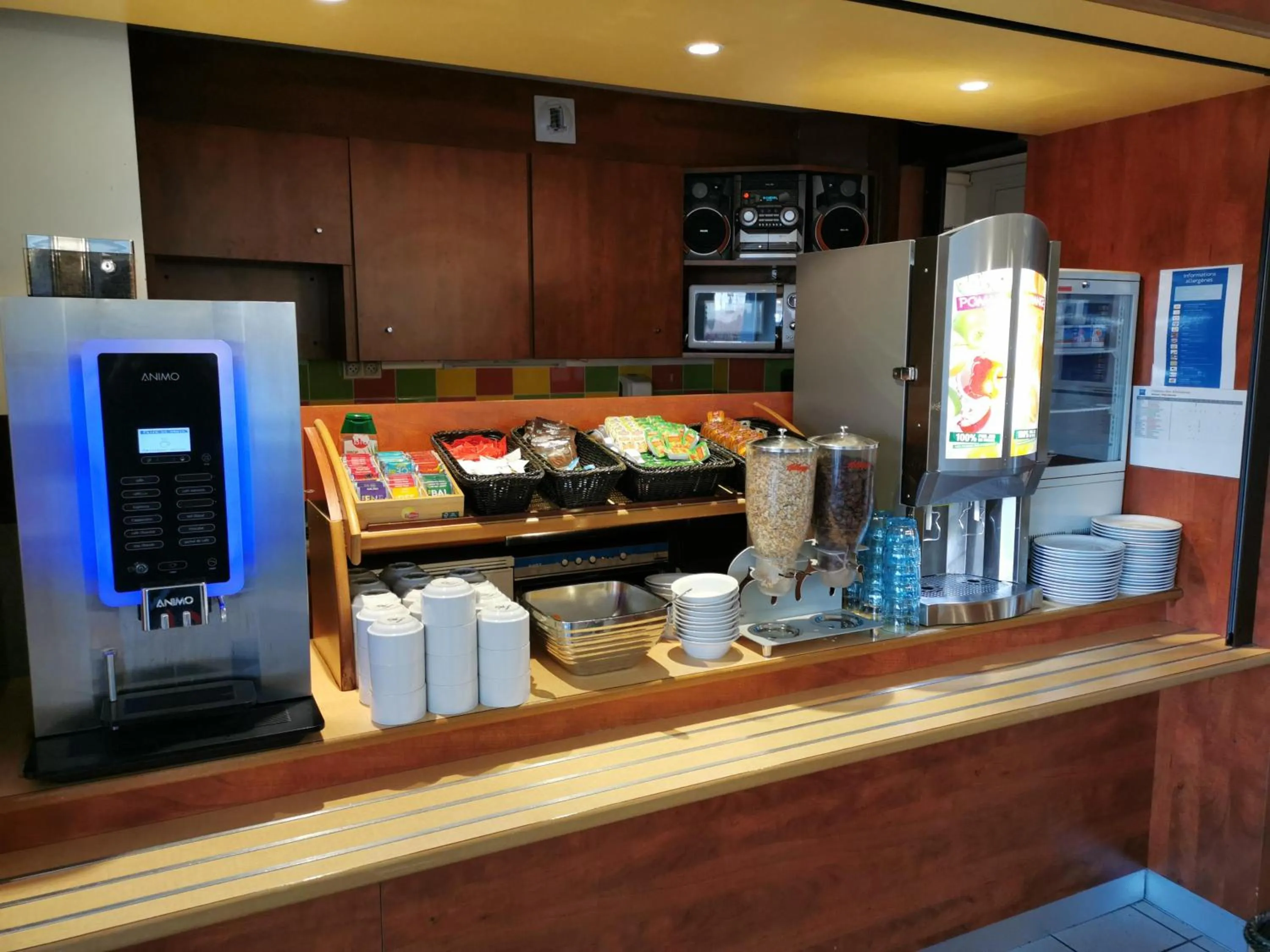 Breakfast in ibis budget Nuits Saint Georges