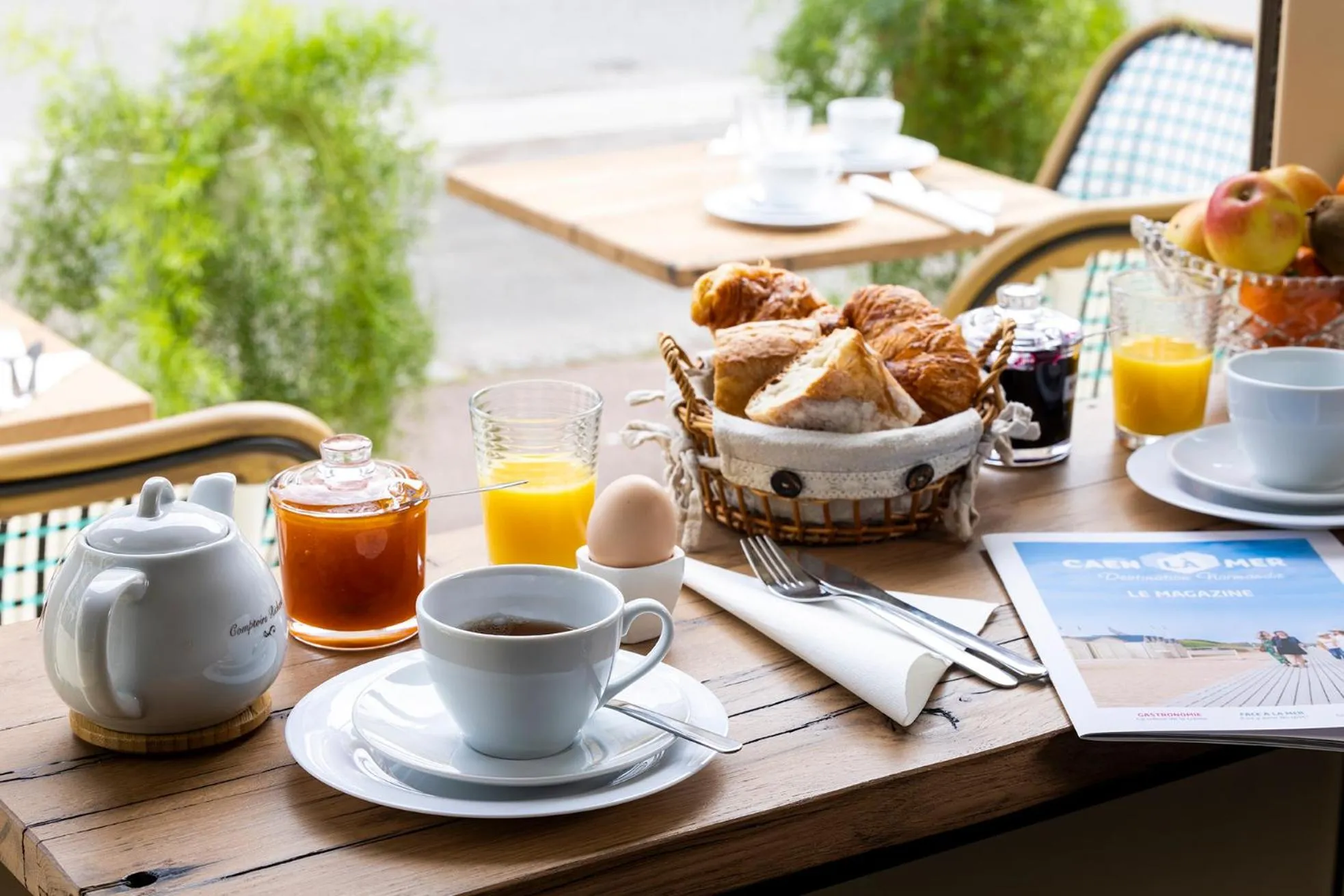 Restaurant/places to eat in Hôtel de Lion sur Mer