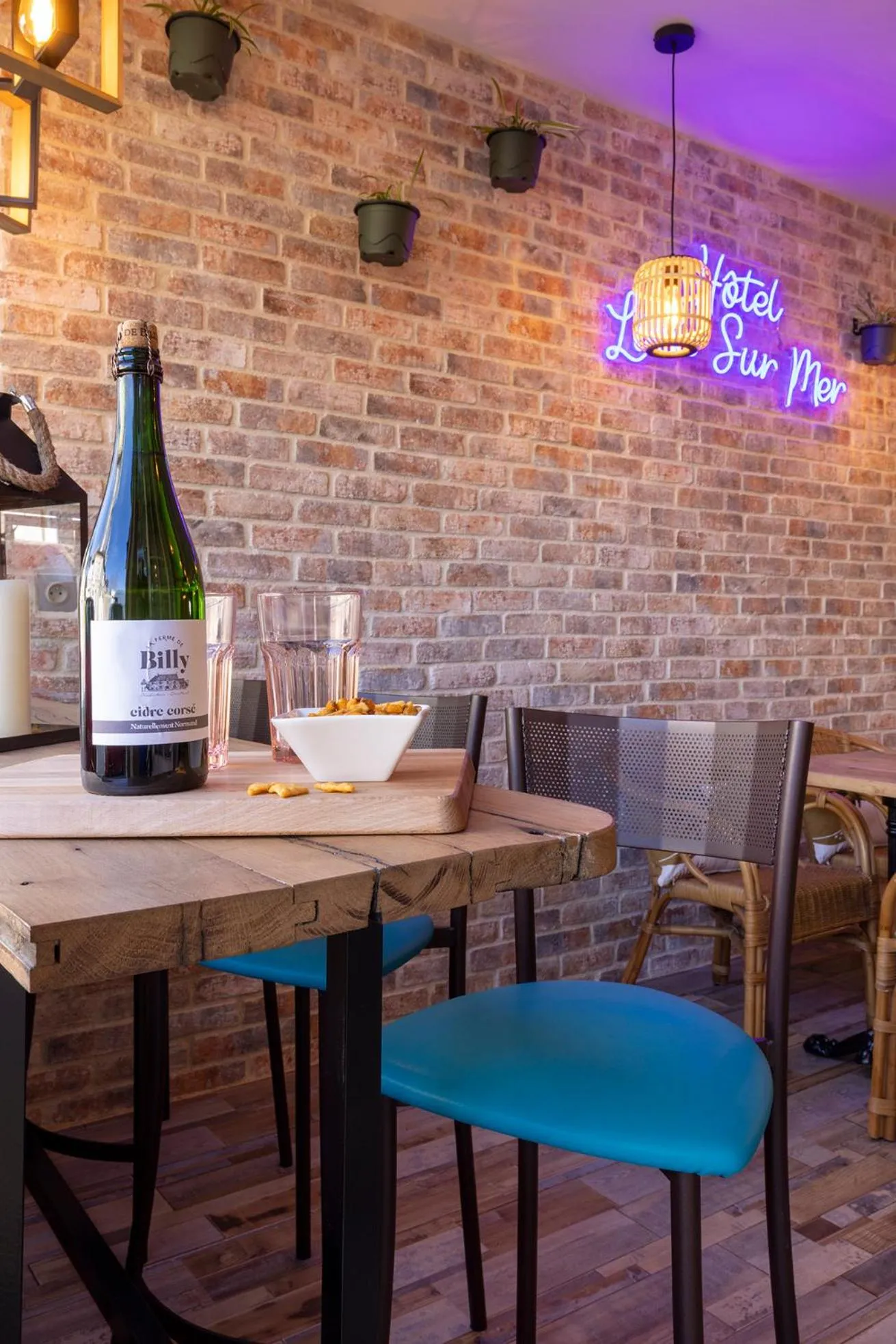 Restaurant/places to eat in Hôtel de Lion sur Mer