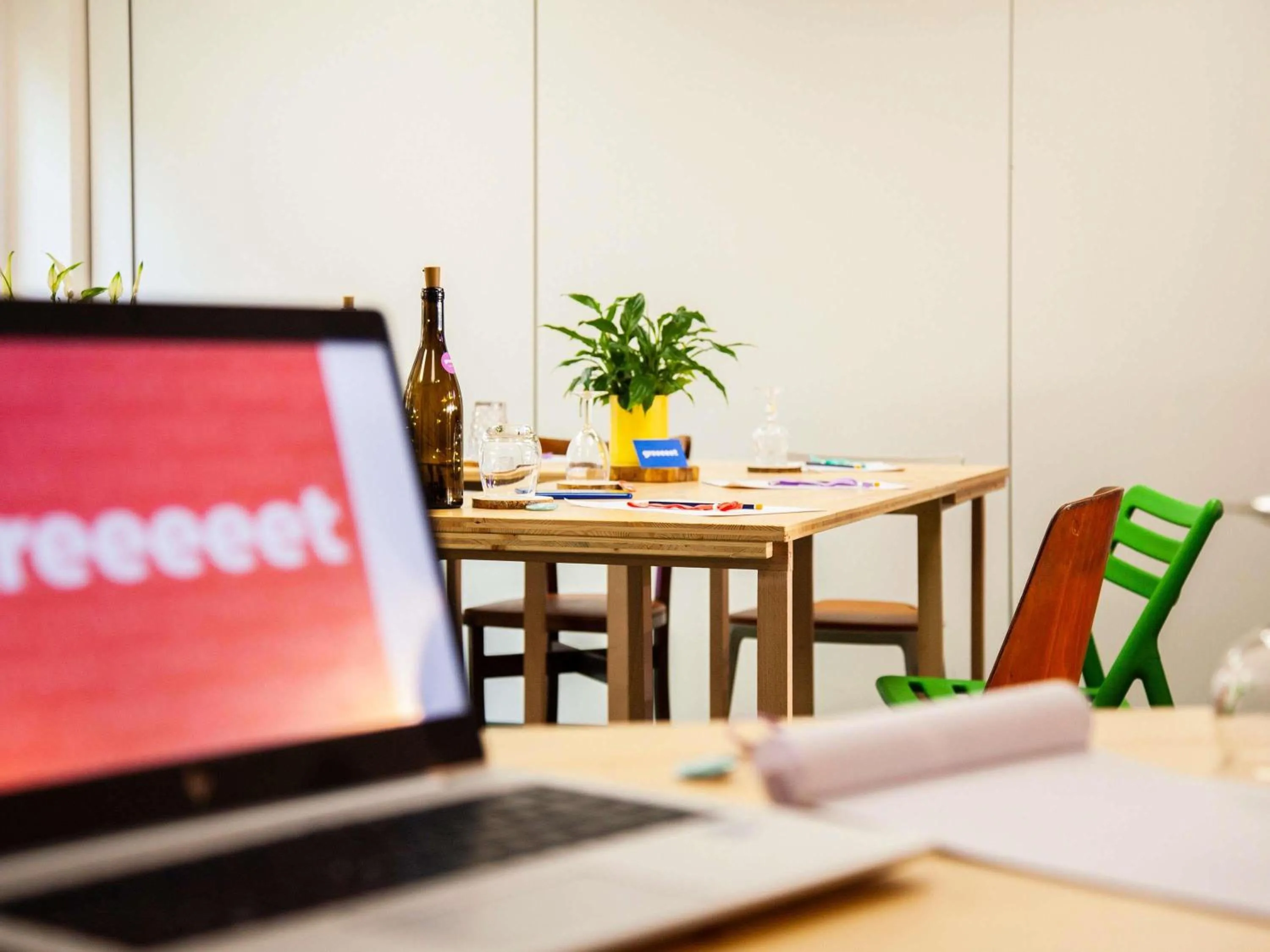 Meeting/conference room in greet Hotel Beaune