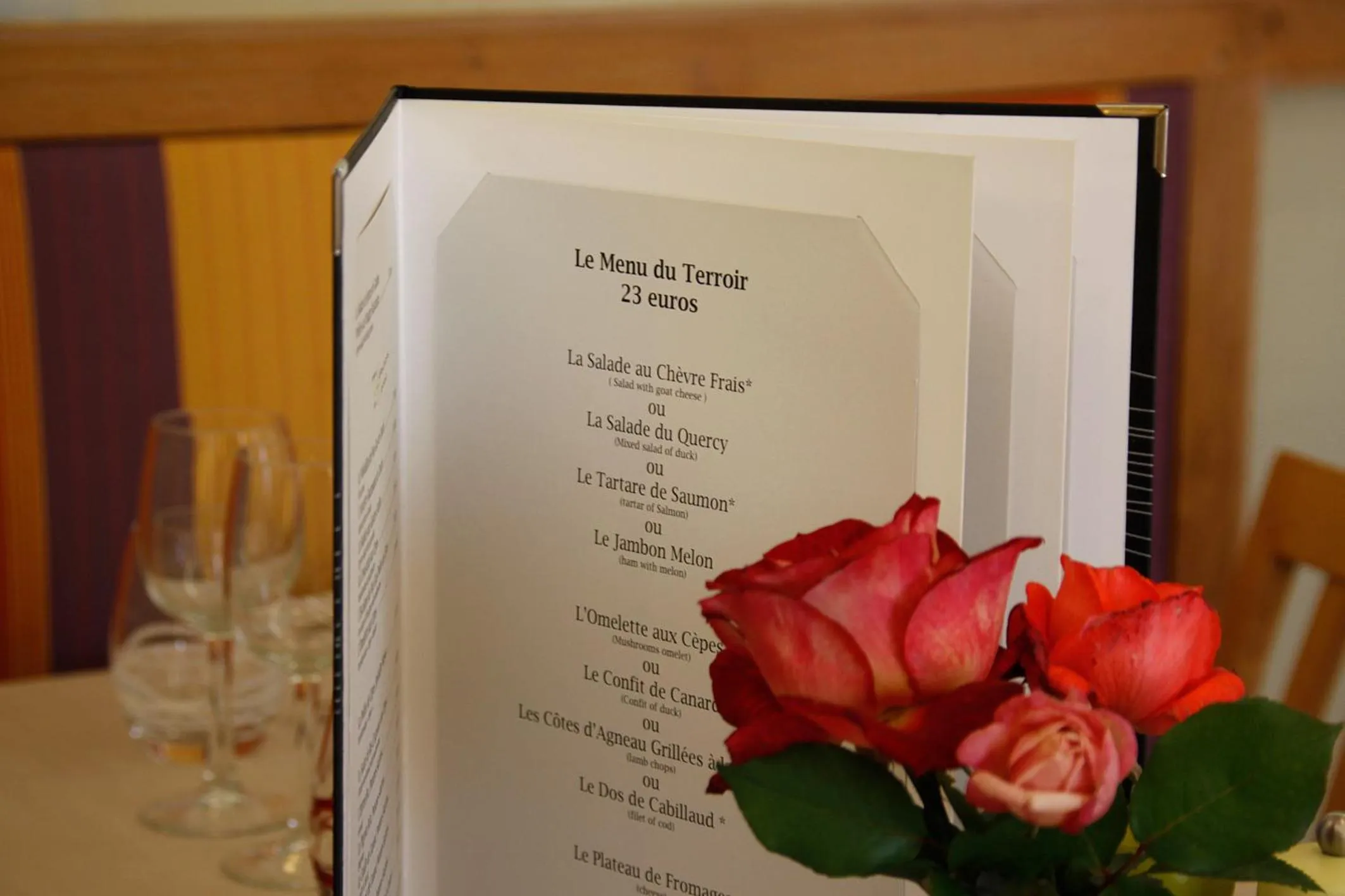 Chez Terrassier - Logis Hôtels - Hotel et Restaurant