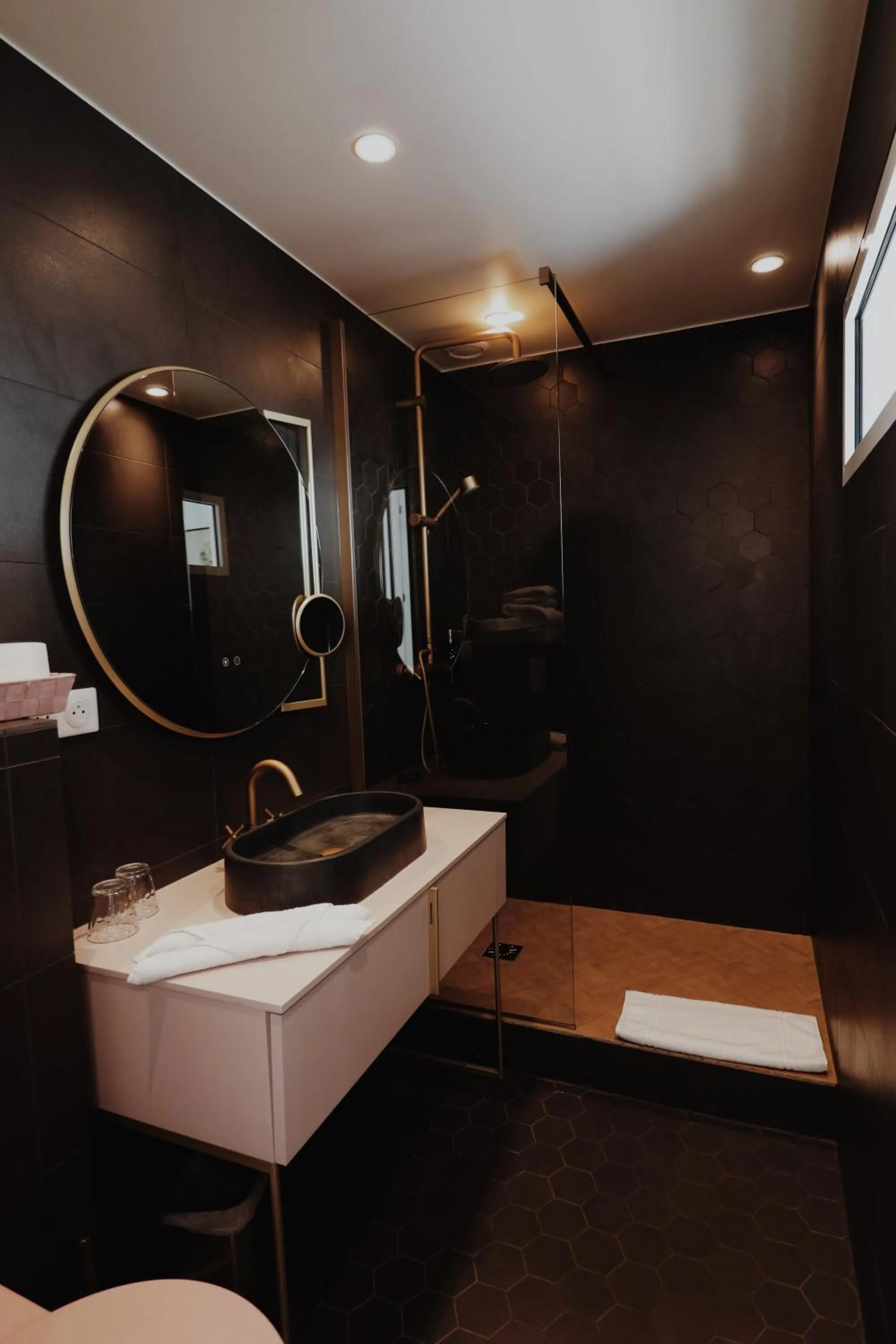 Bathroom in Le Rose Thé