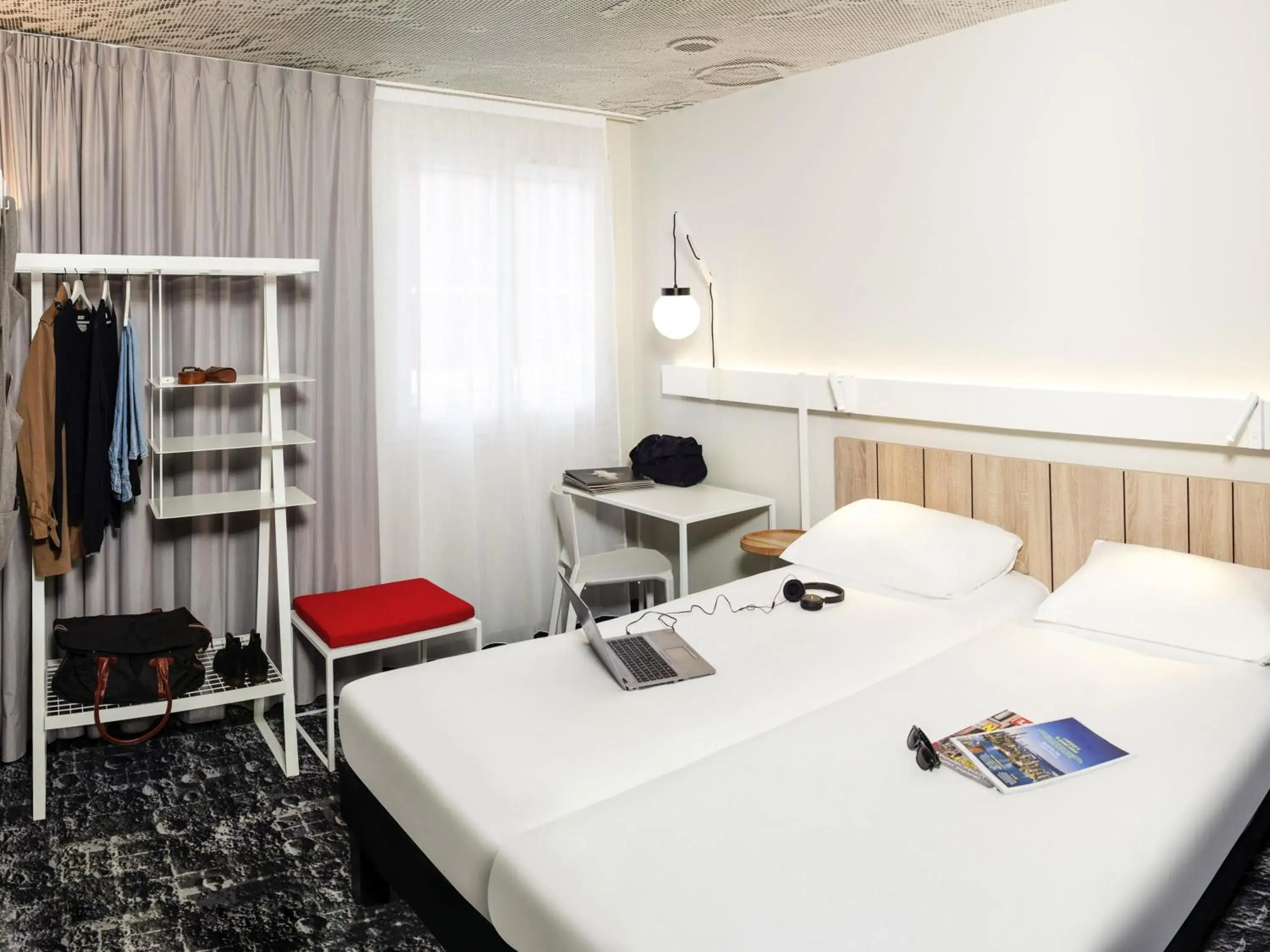 Standard Twin Room in Ibis Pontarlier Standard Twin Room in Ibis Pontarlier