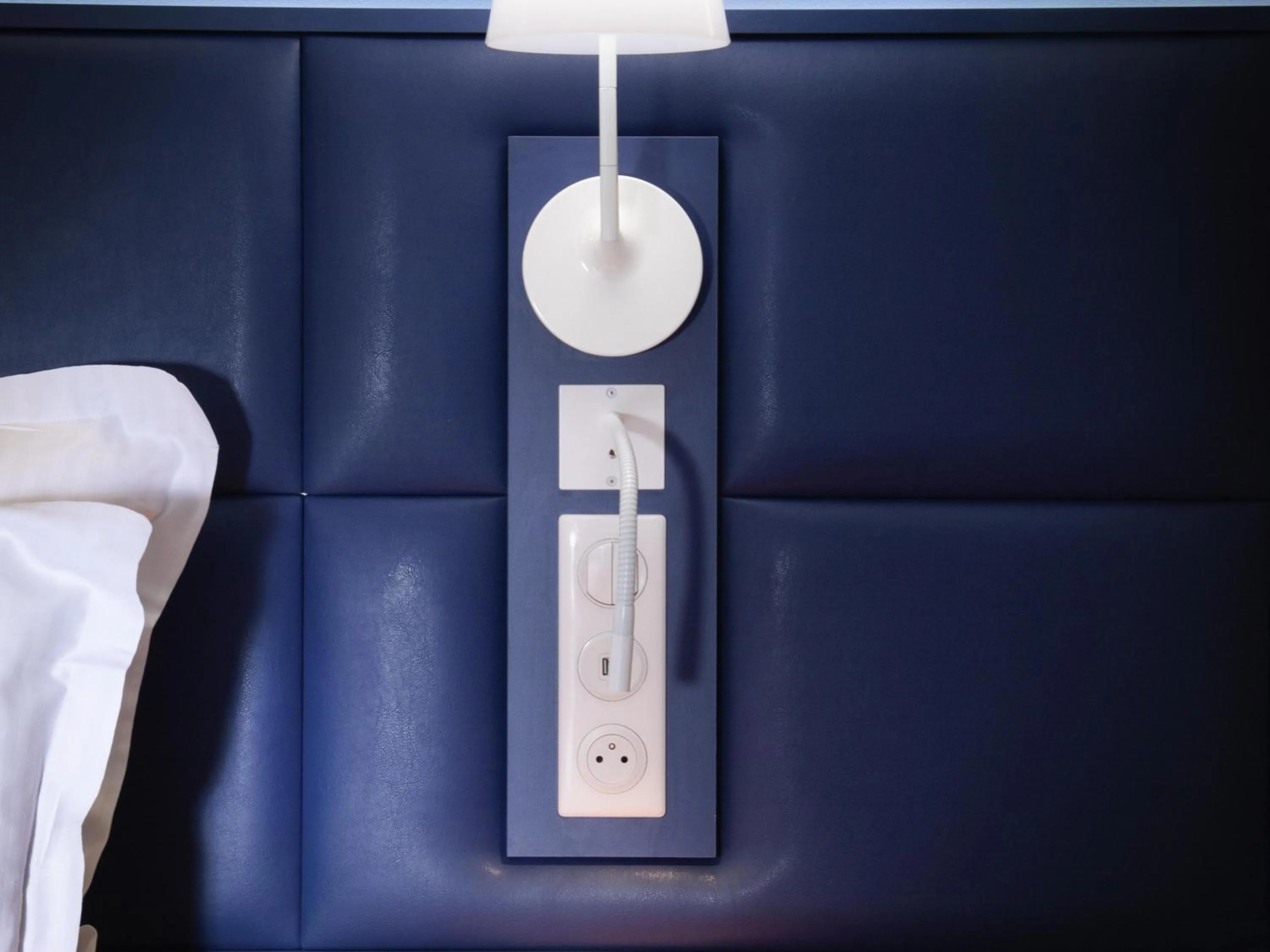 Bedroom in Hôtel Mercure Toulon La Seyne-Sur-Mer