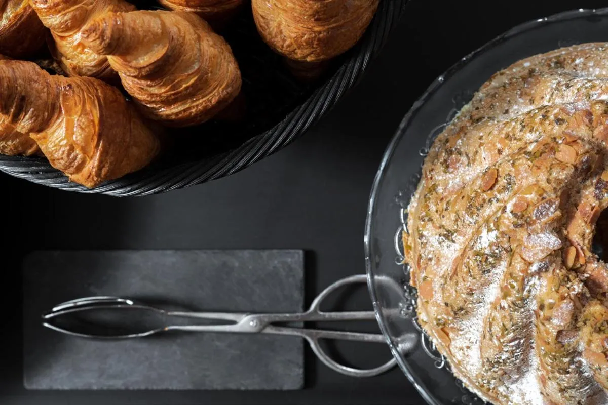 Breakfast in Castel Beau Site