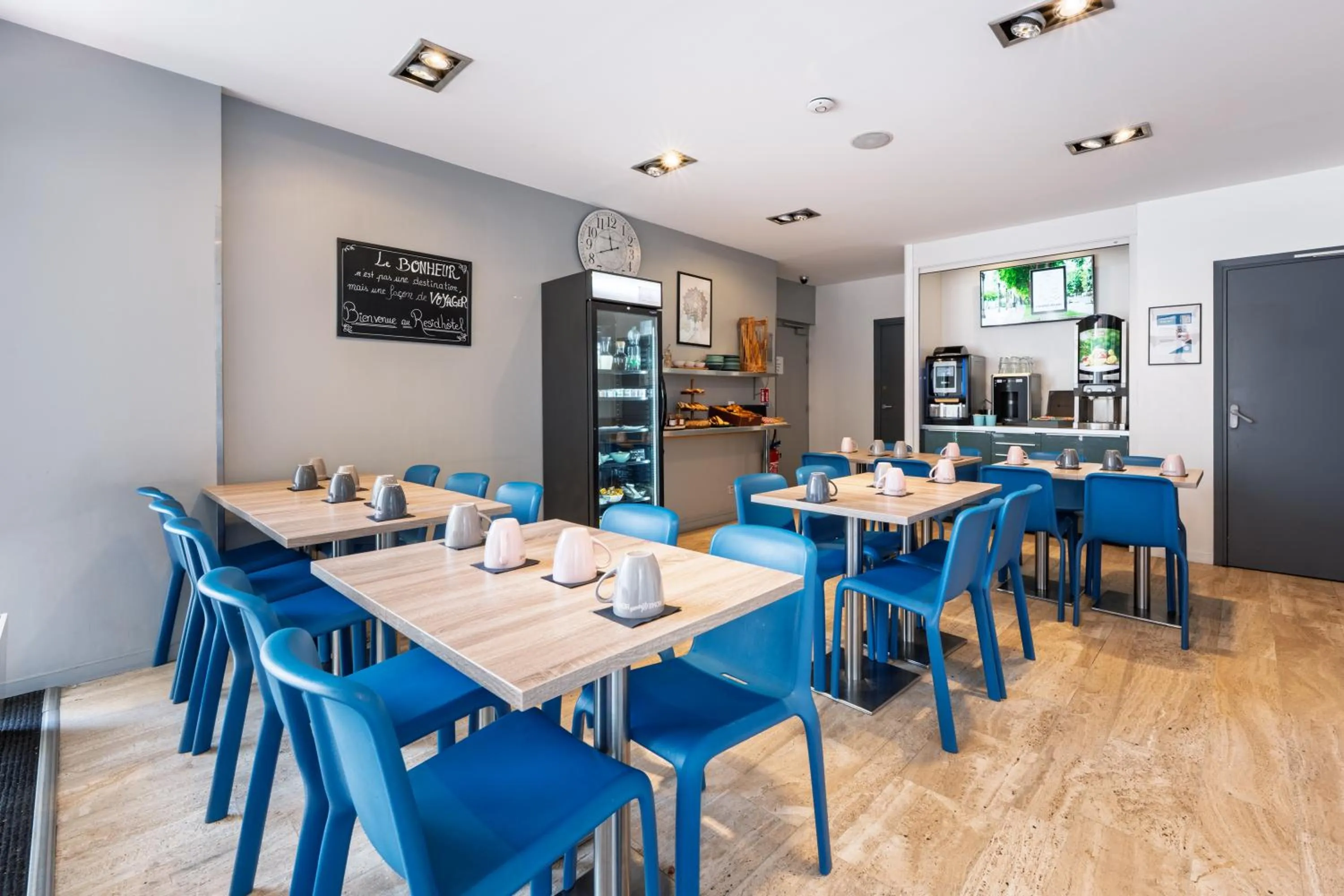 Breakfast in Residhotel Lille Vauban