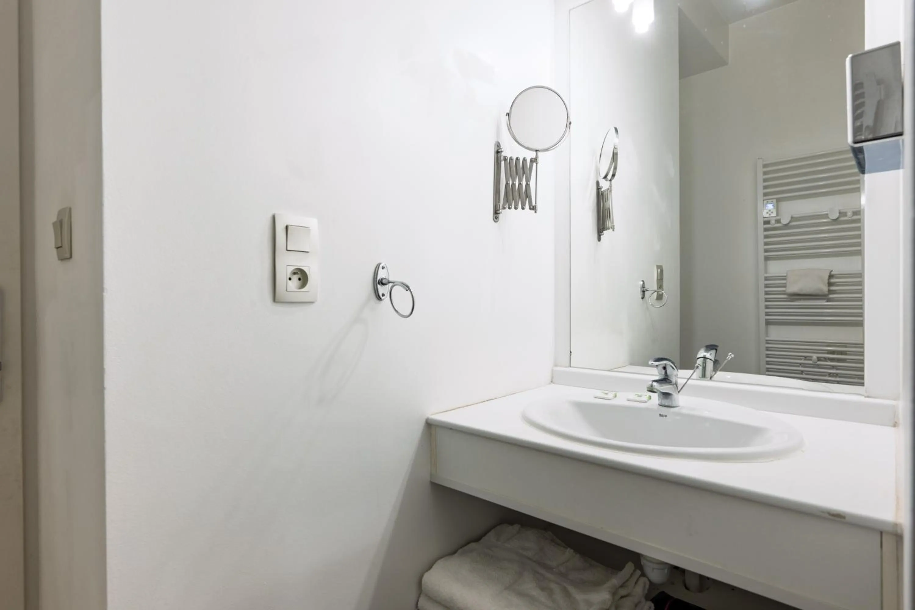 Bathroom in Residhotel Lille Vauban