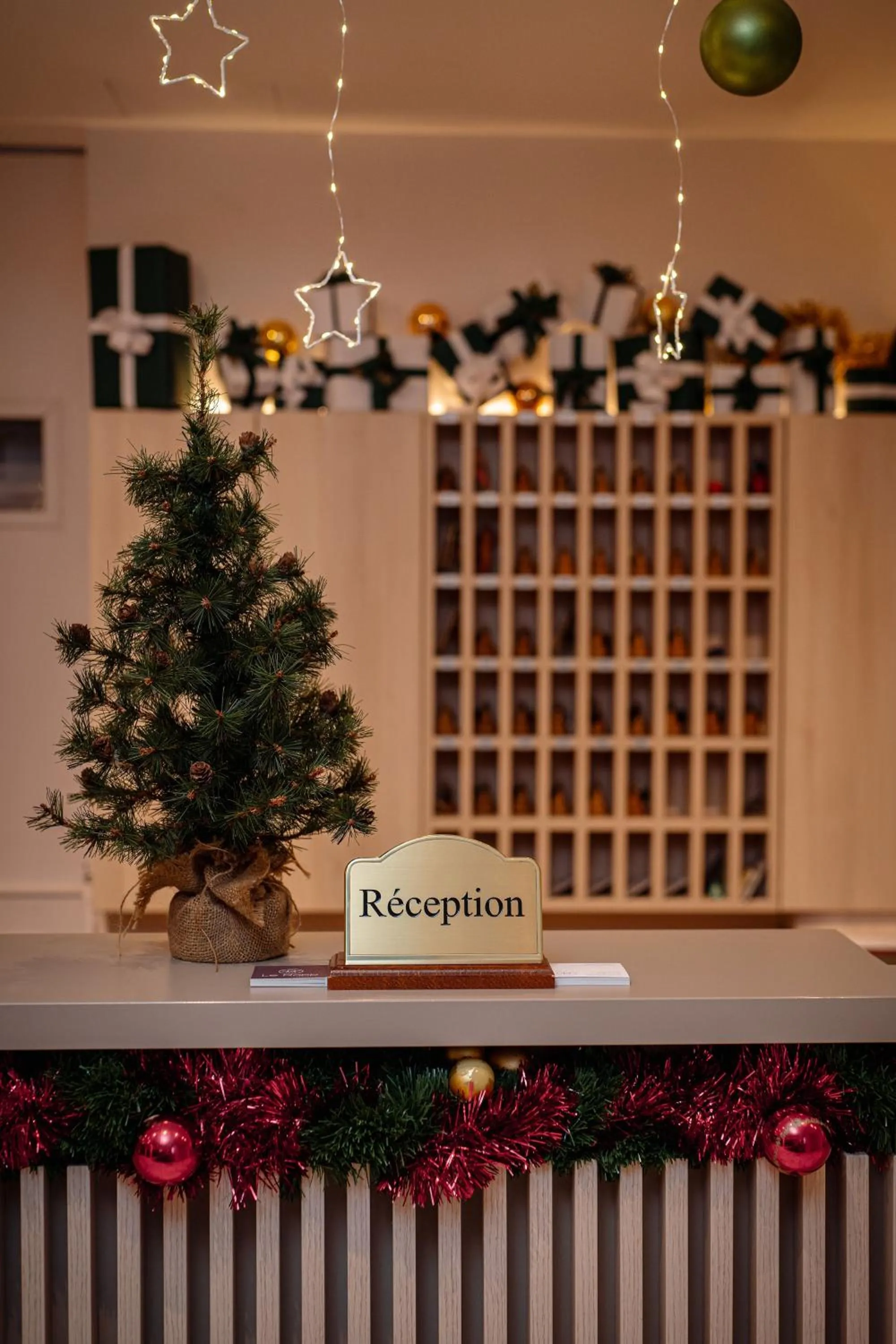 Lobby or reception in Hôtel Le Rapp