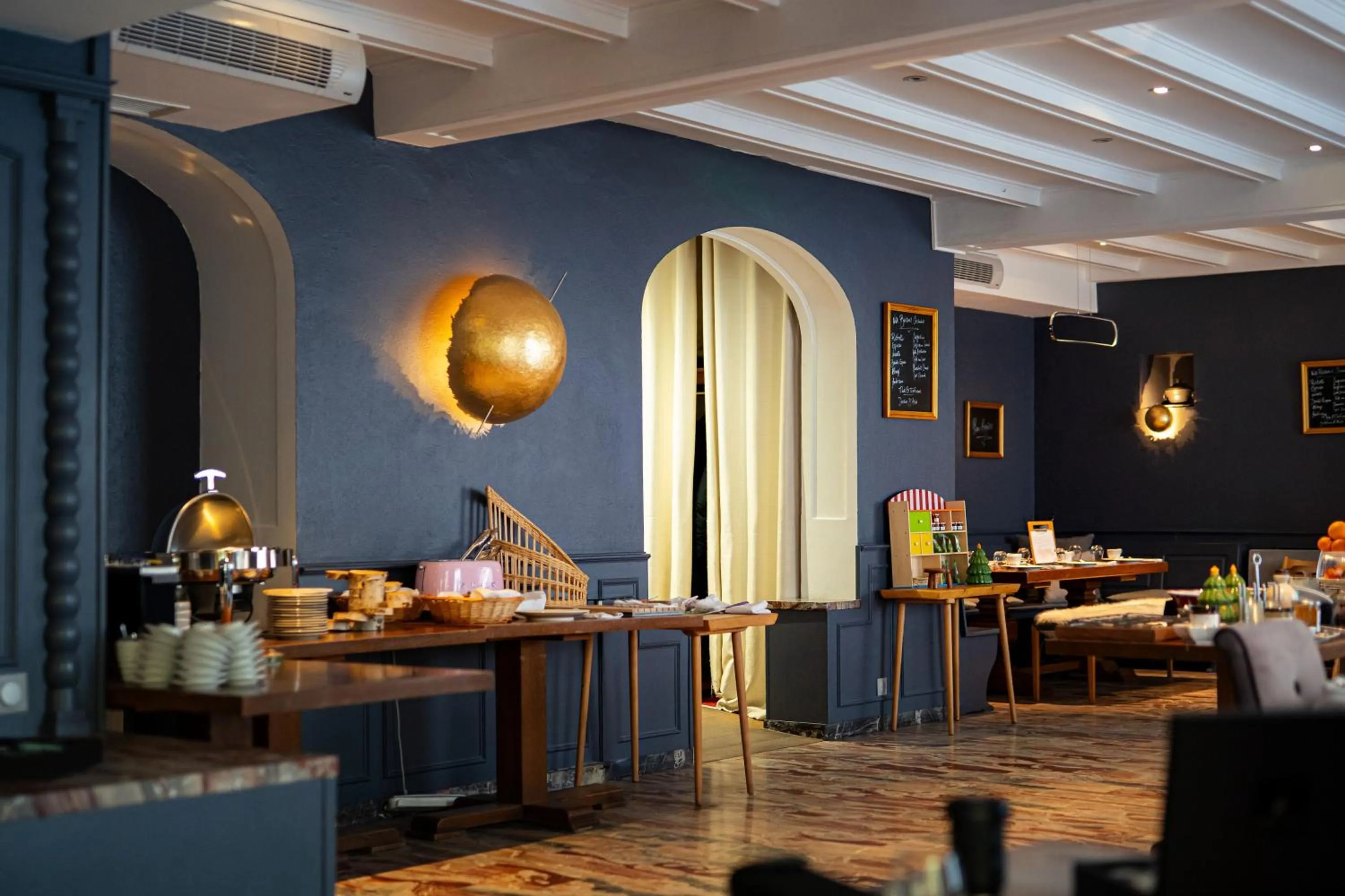 Breakfast in Hôtel Le Rapp