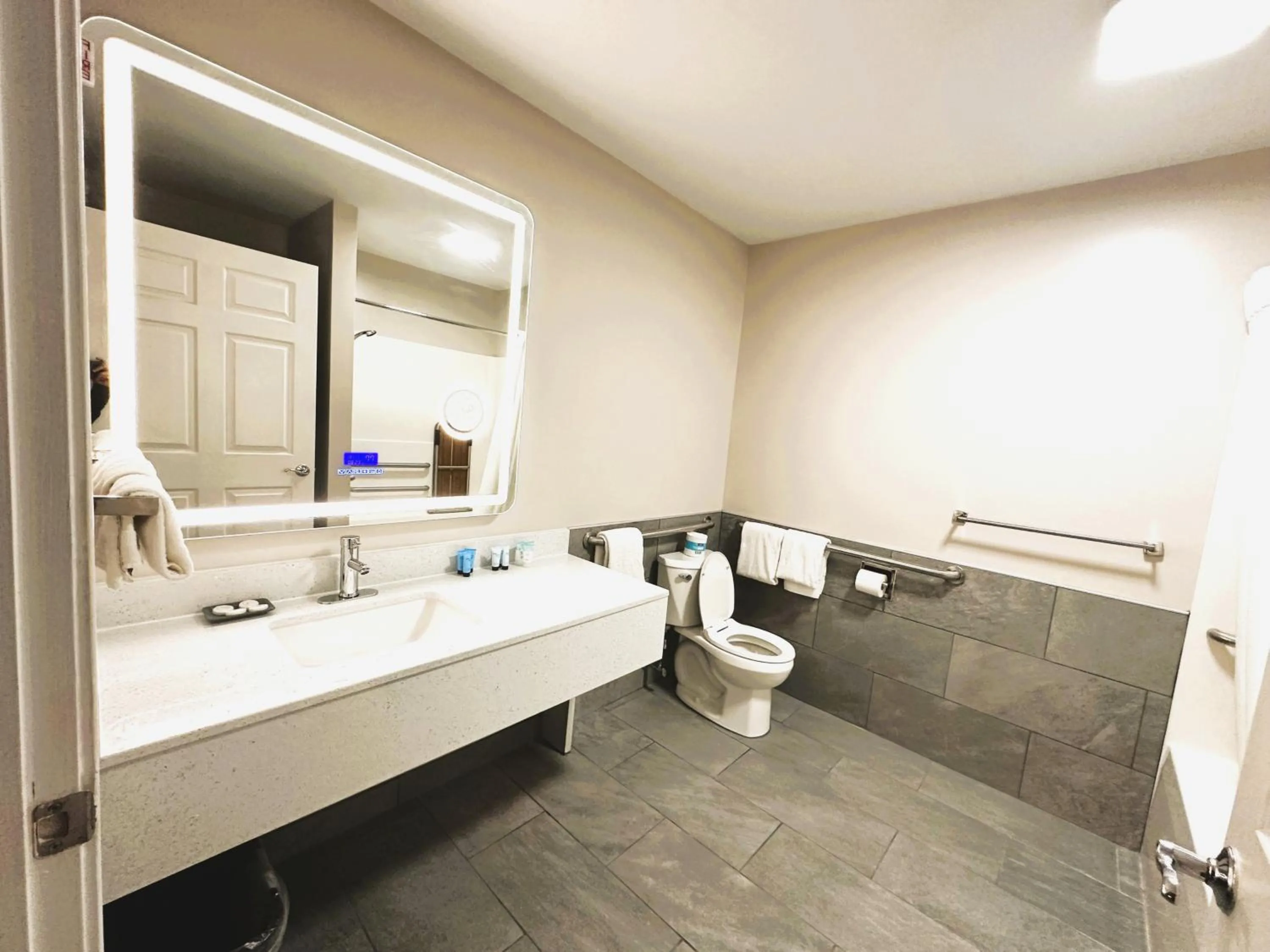 Bathroom in Spruce Lane Lodge and Cottages