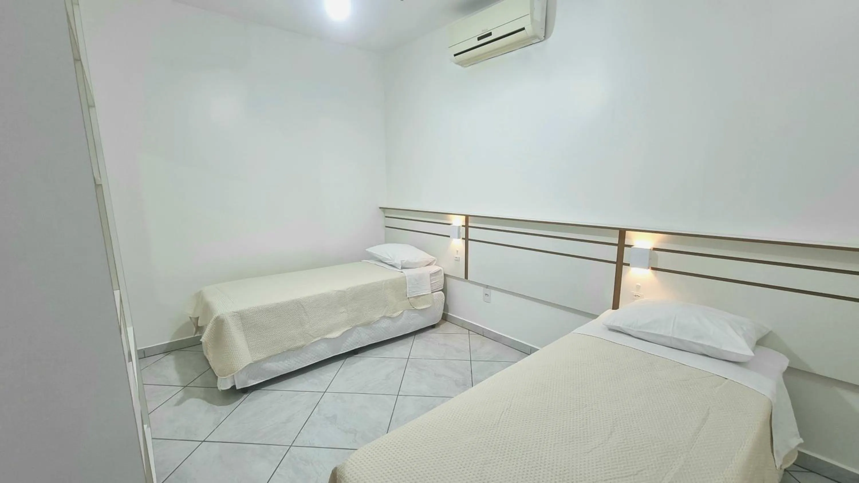 Bedroom, Bed in Residencial Las Rocas I
