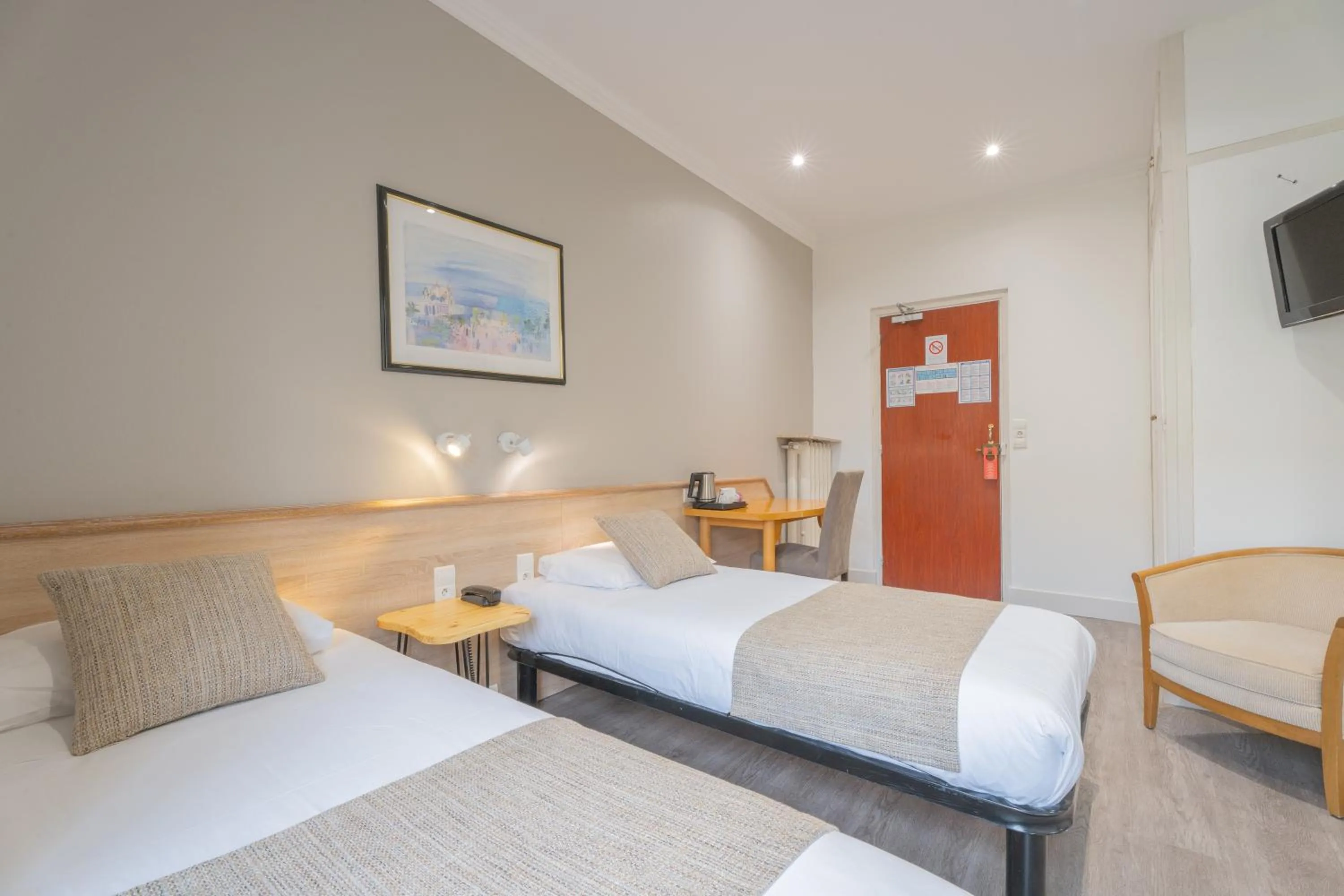 Bedroom, Bed in Hotel Busby