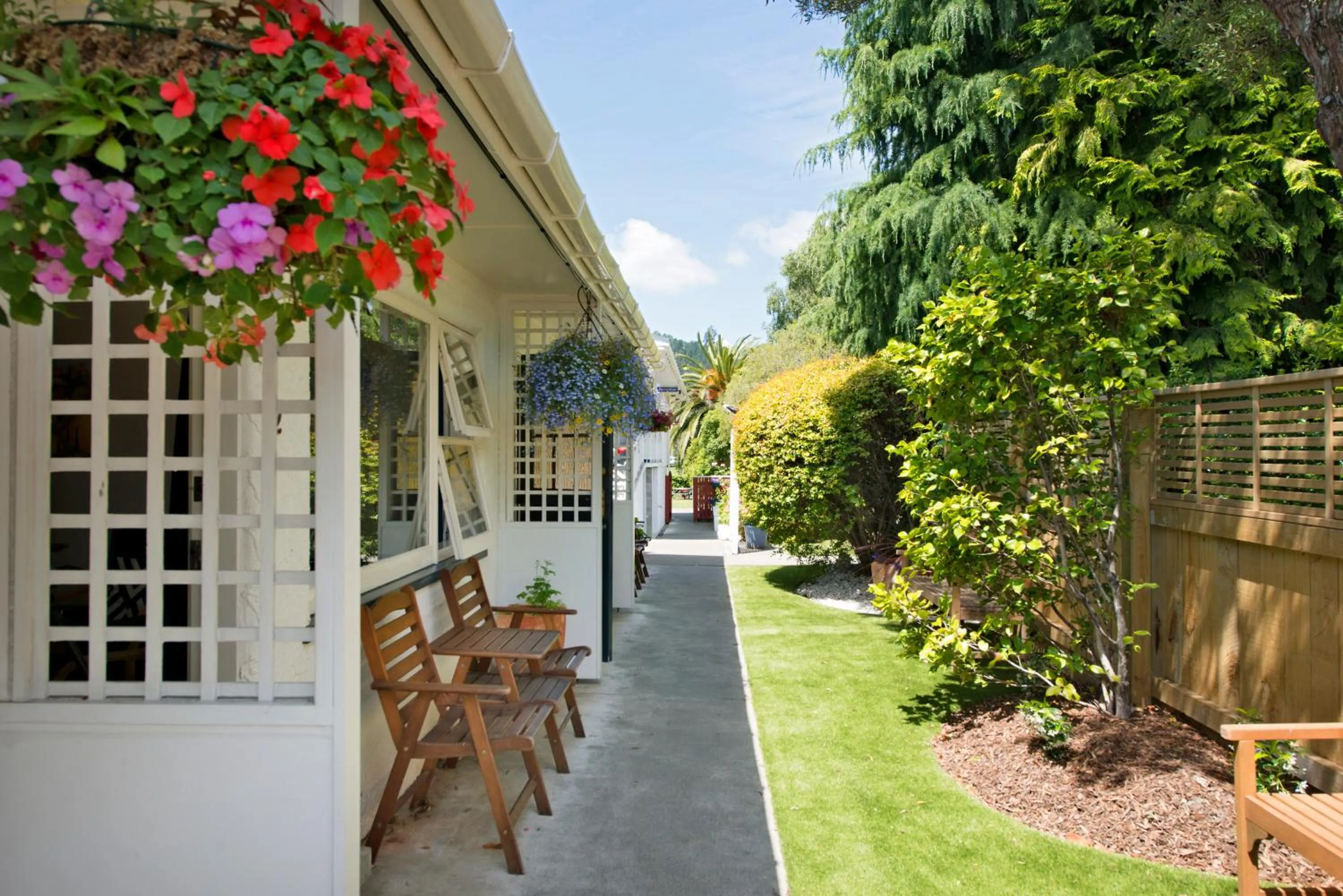 Waimarie on Riverside Motel & Apartments