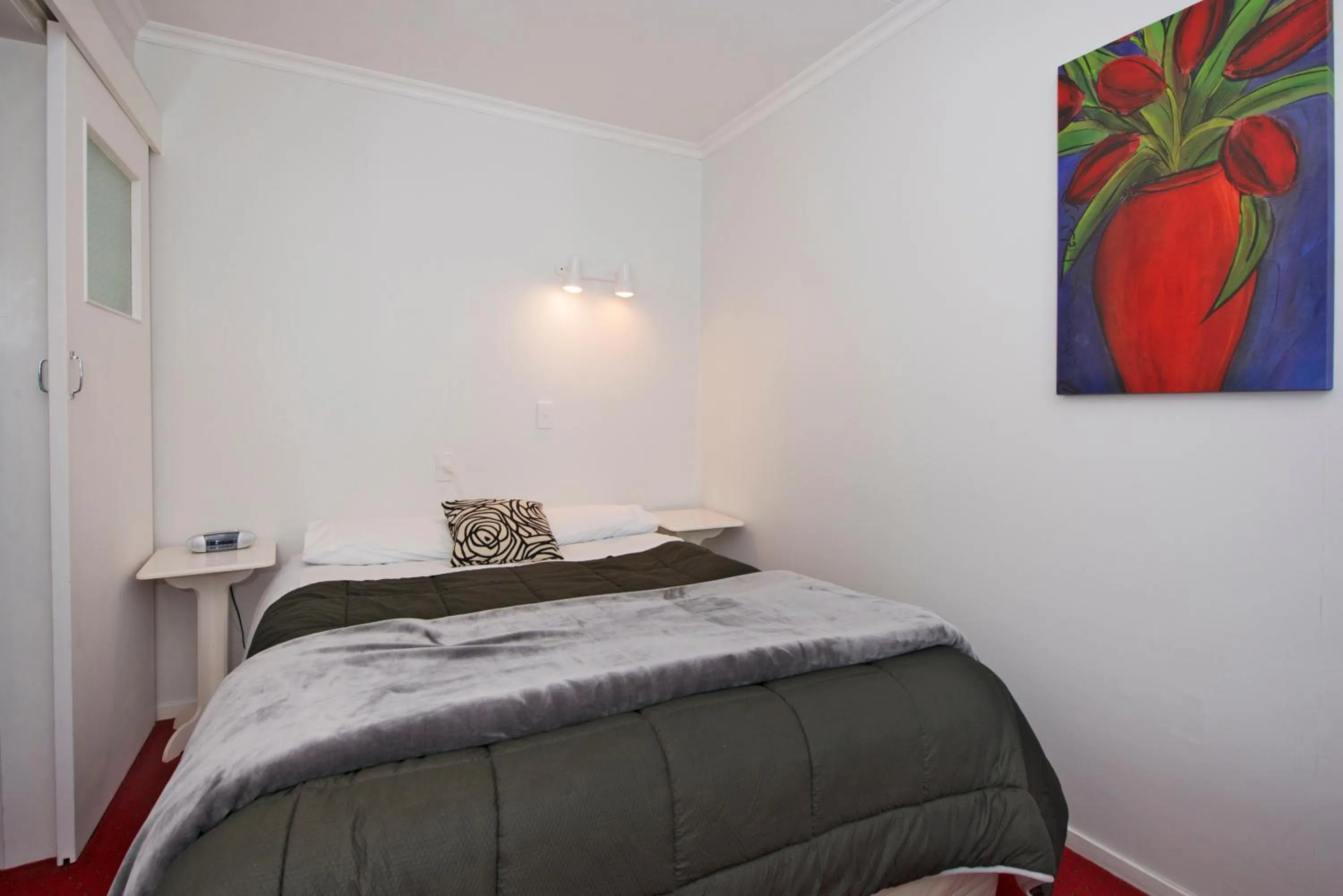 Bed in Waimarie on Riverside Motel & Apartments