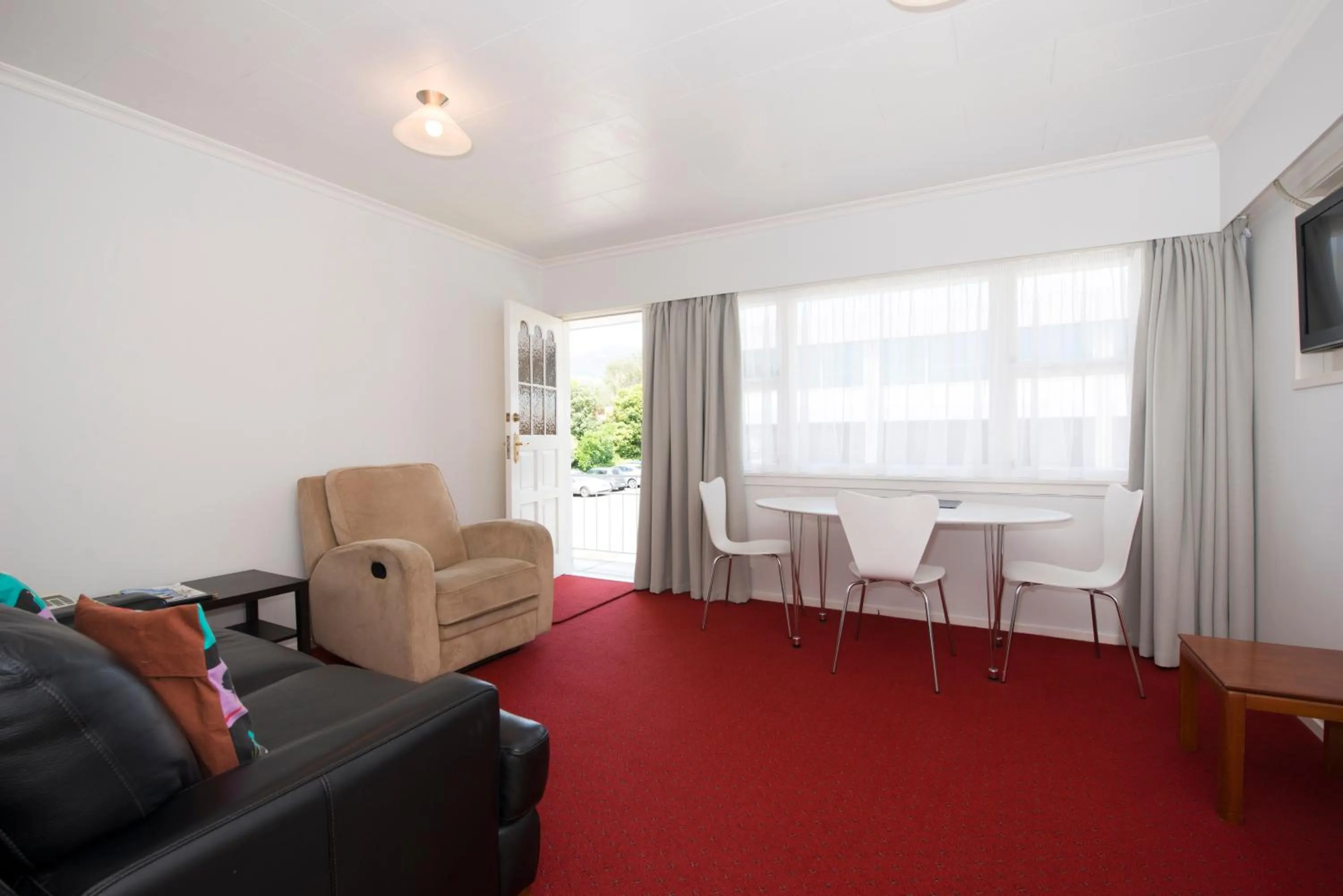 Waimarie on Riverside Motel & Apartments